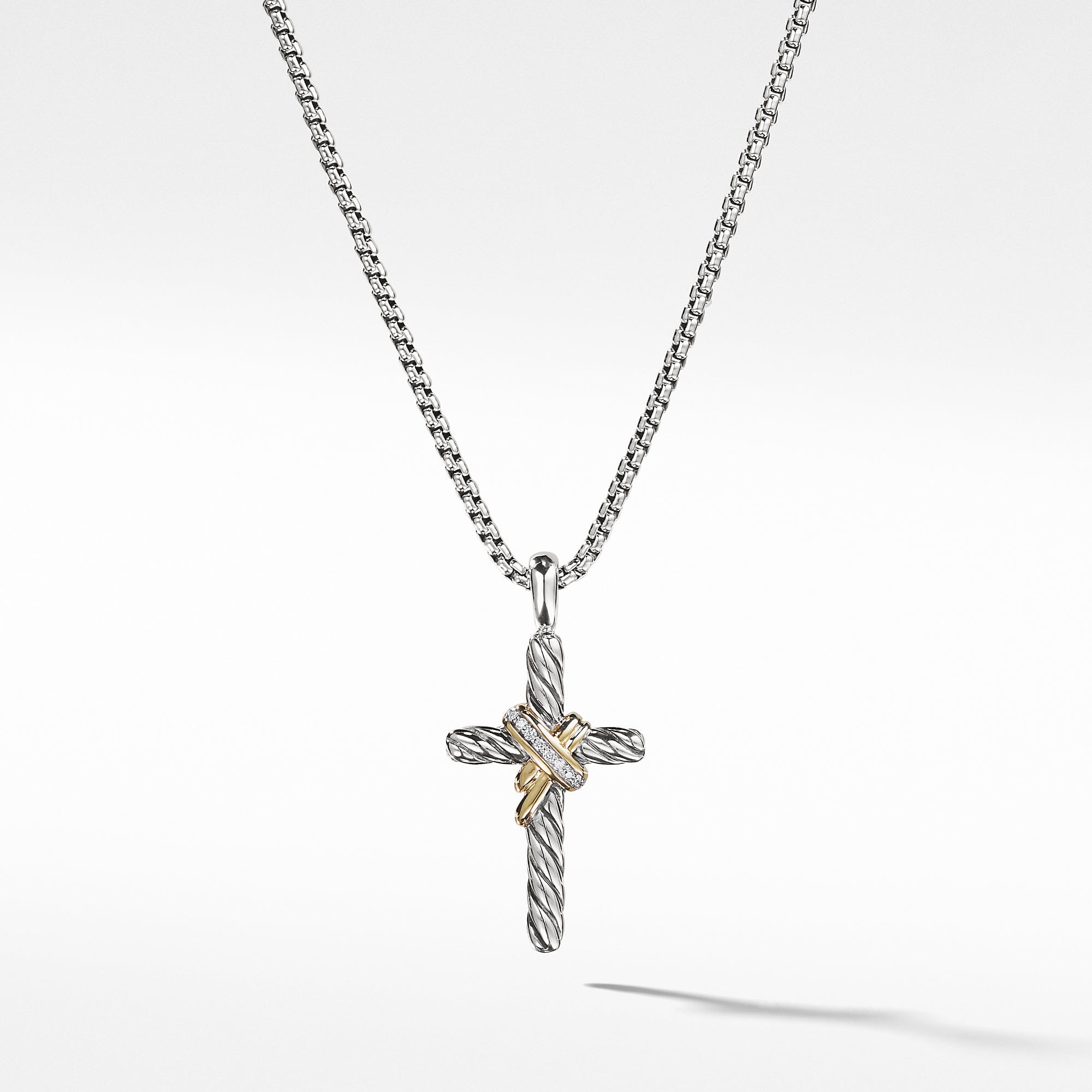 David Yurman x Cross Necklace with Diamonds and Gold - N11941DS4ADI