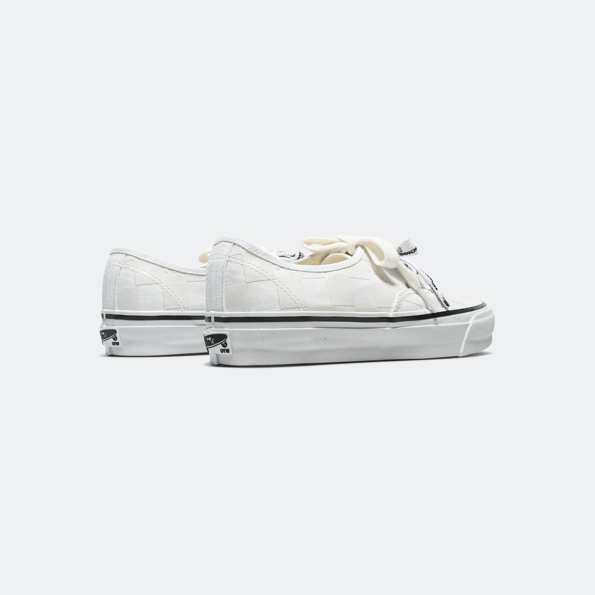 Vans Authentic 44 x Homme Girls - Marshmallow