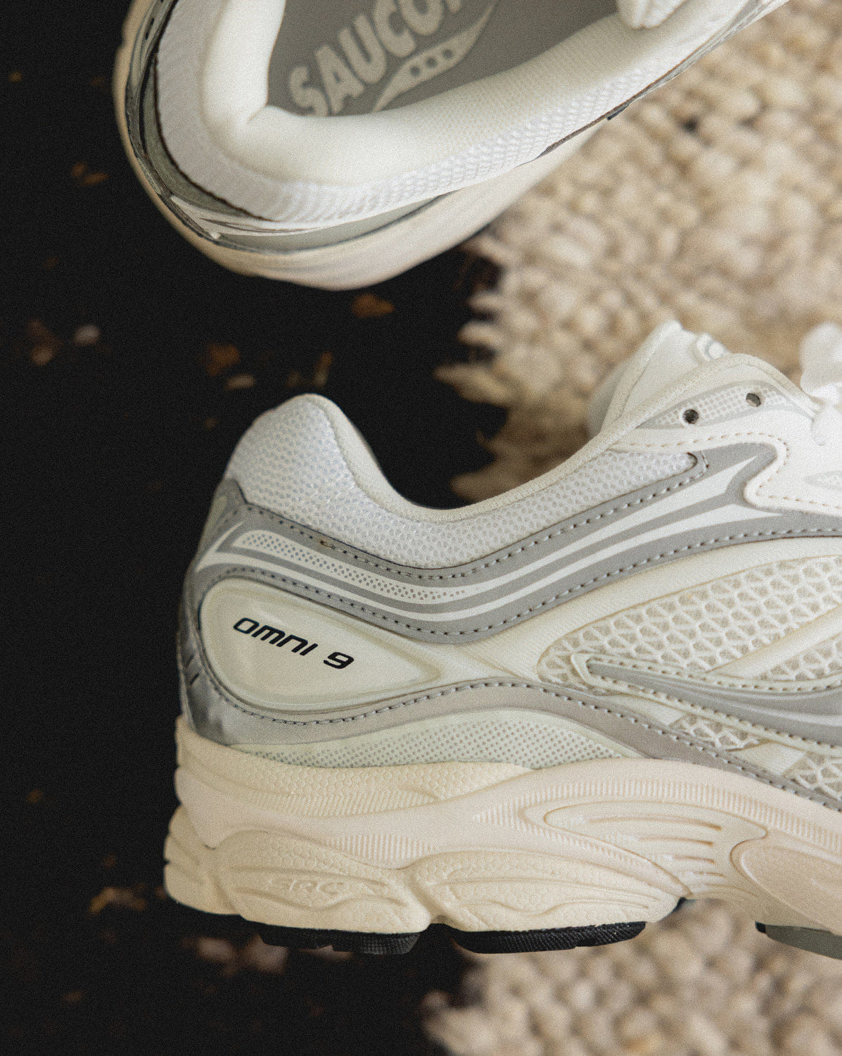 Saucony Pro Grid Omni 9