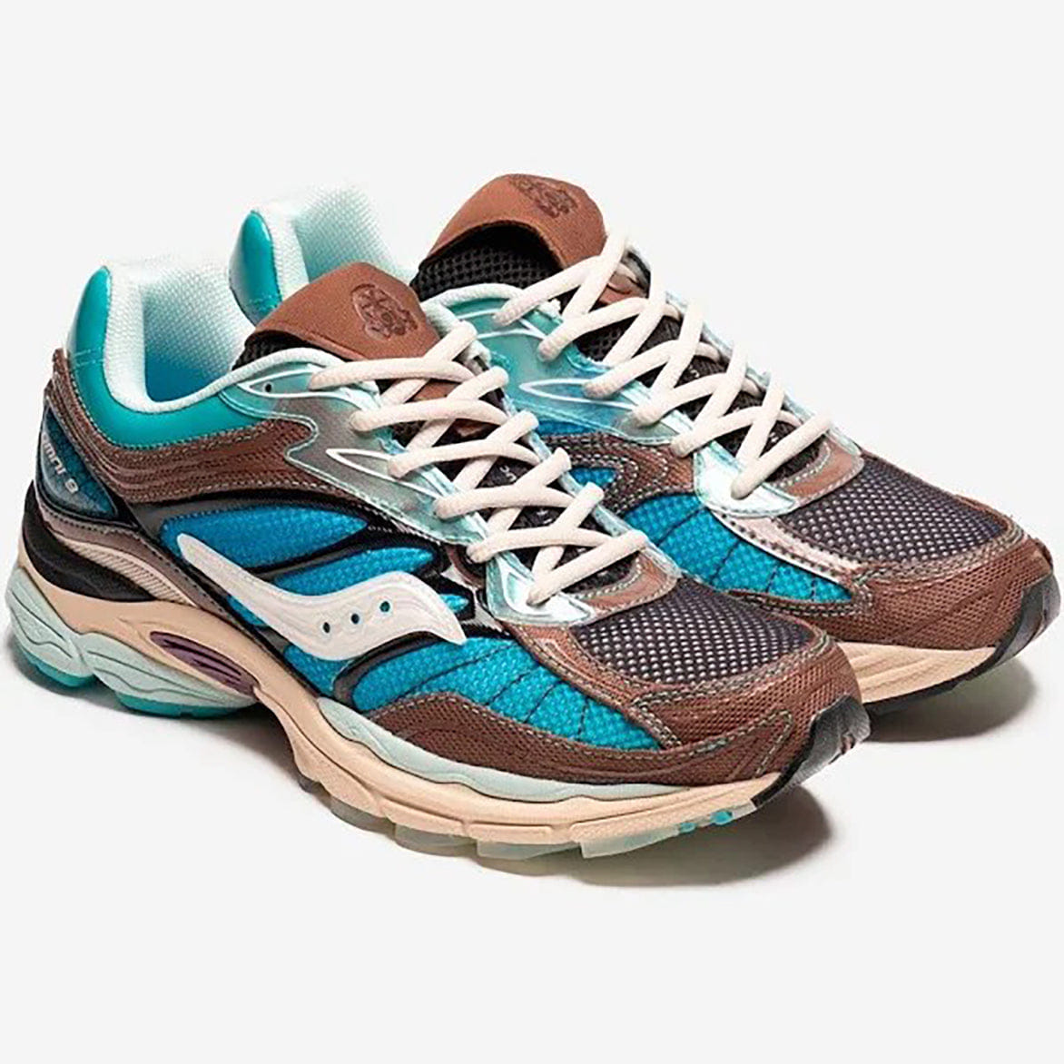 Saucony FOOT PATROL x SAUCONY PROGRID OMNI 9 - BLUE / BROWN