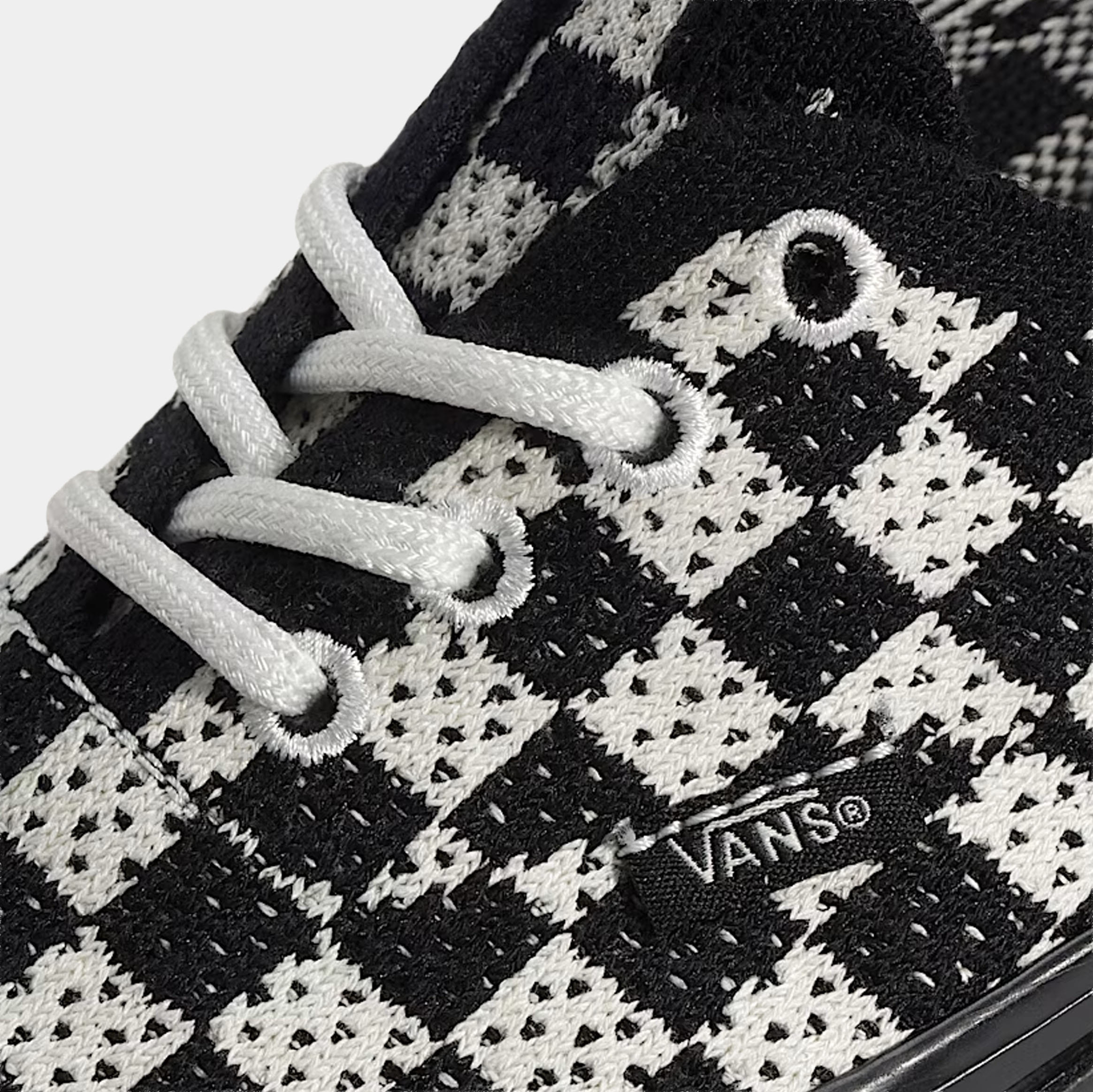 Vans Premium Authentic Checkerboard Mens Lifestyle Shoes (Checkerboard Black/Marshmallow White)