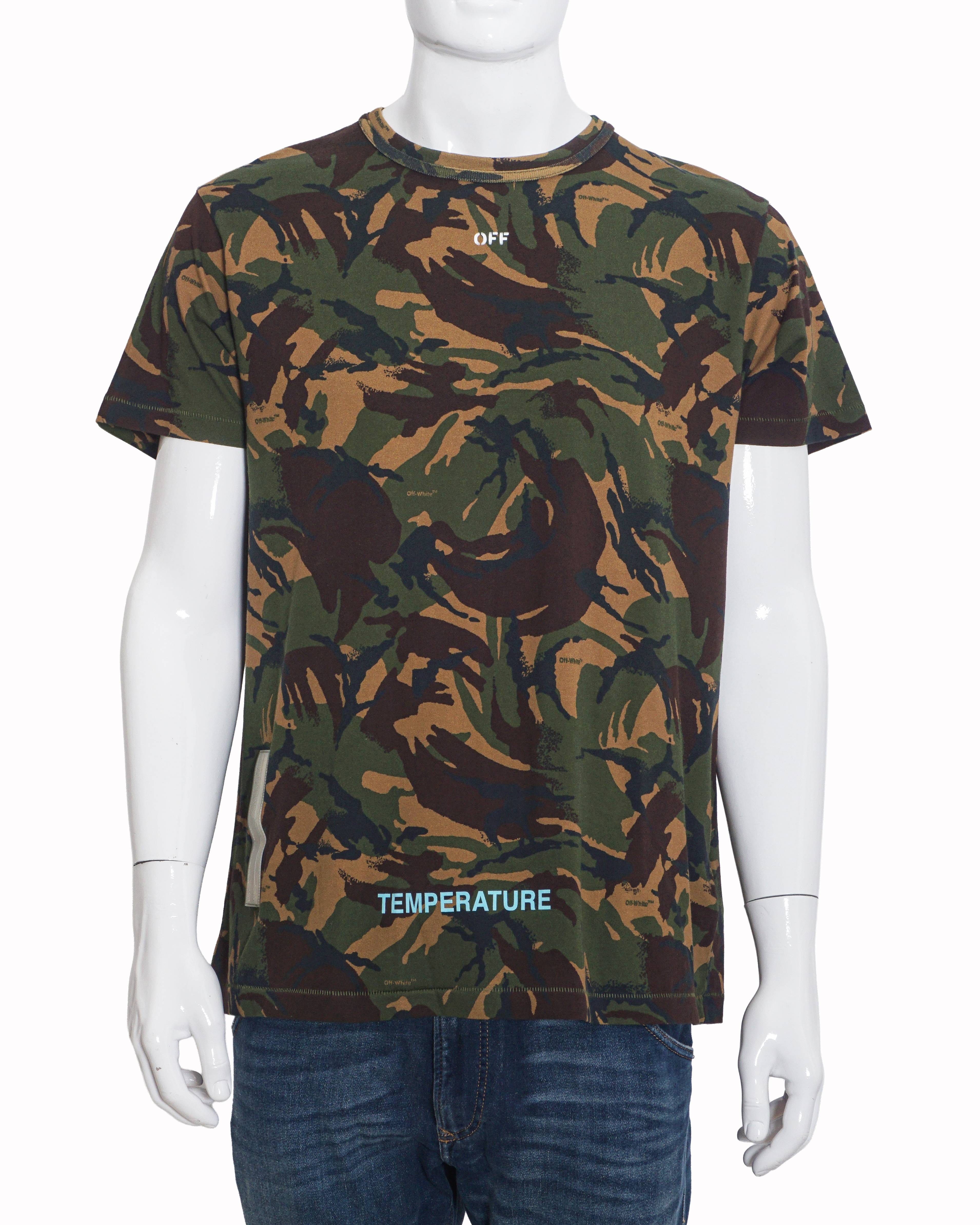 Off - White Men's Camouflage Cotton Crewneck T - Shirt