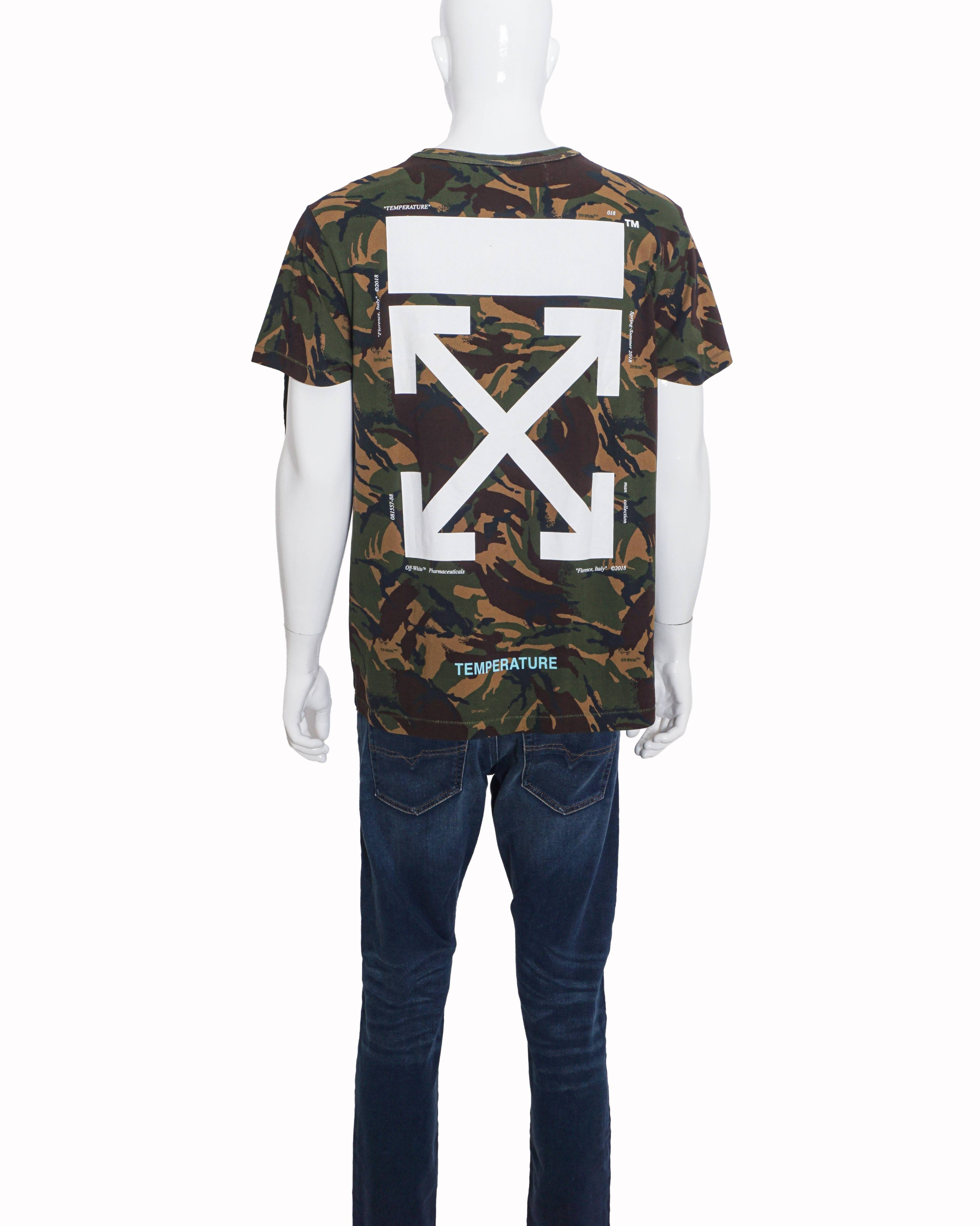 Off - White Men's Camouflage Cotton Crewneck T - Shirt