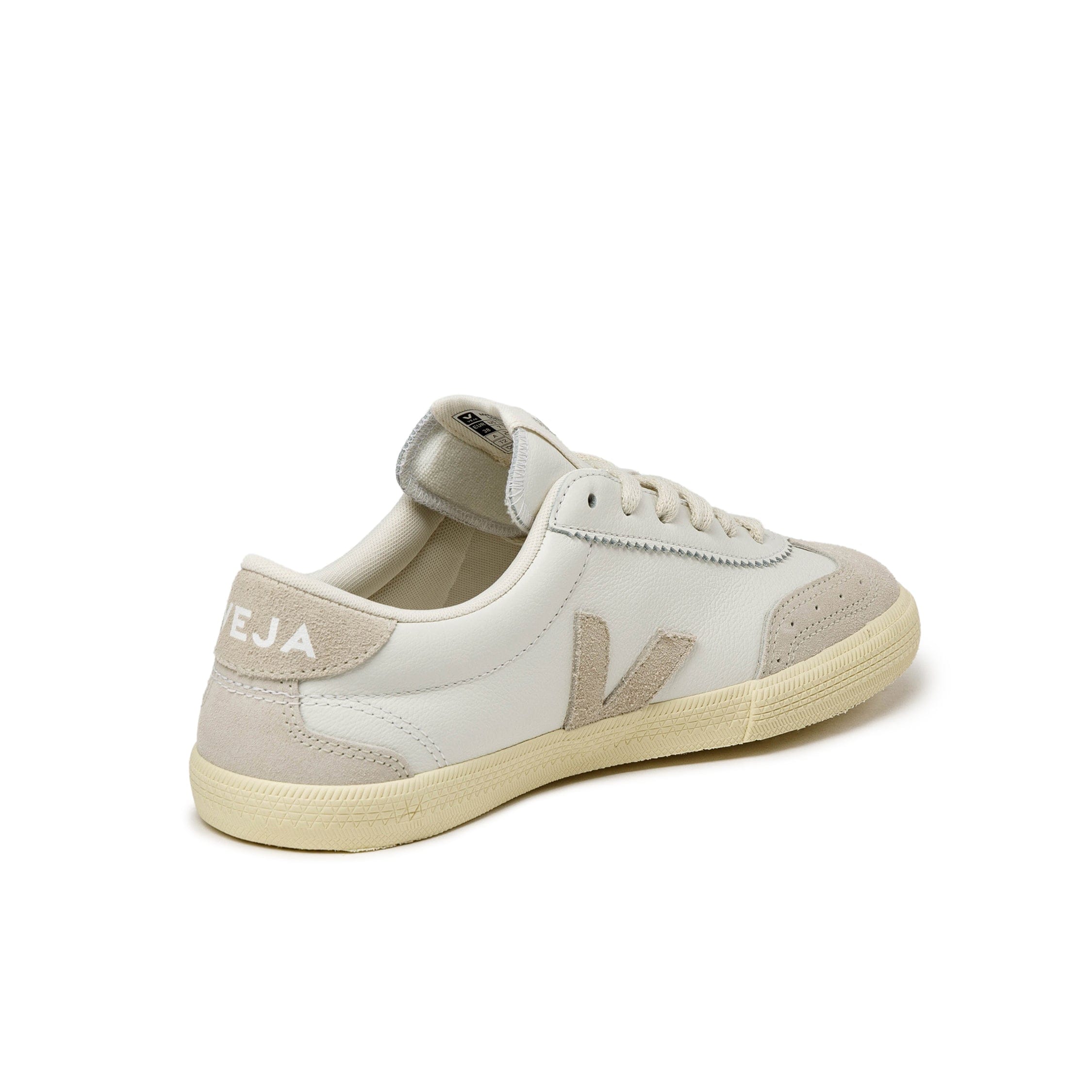 Veja Volley *O.T. Leather*