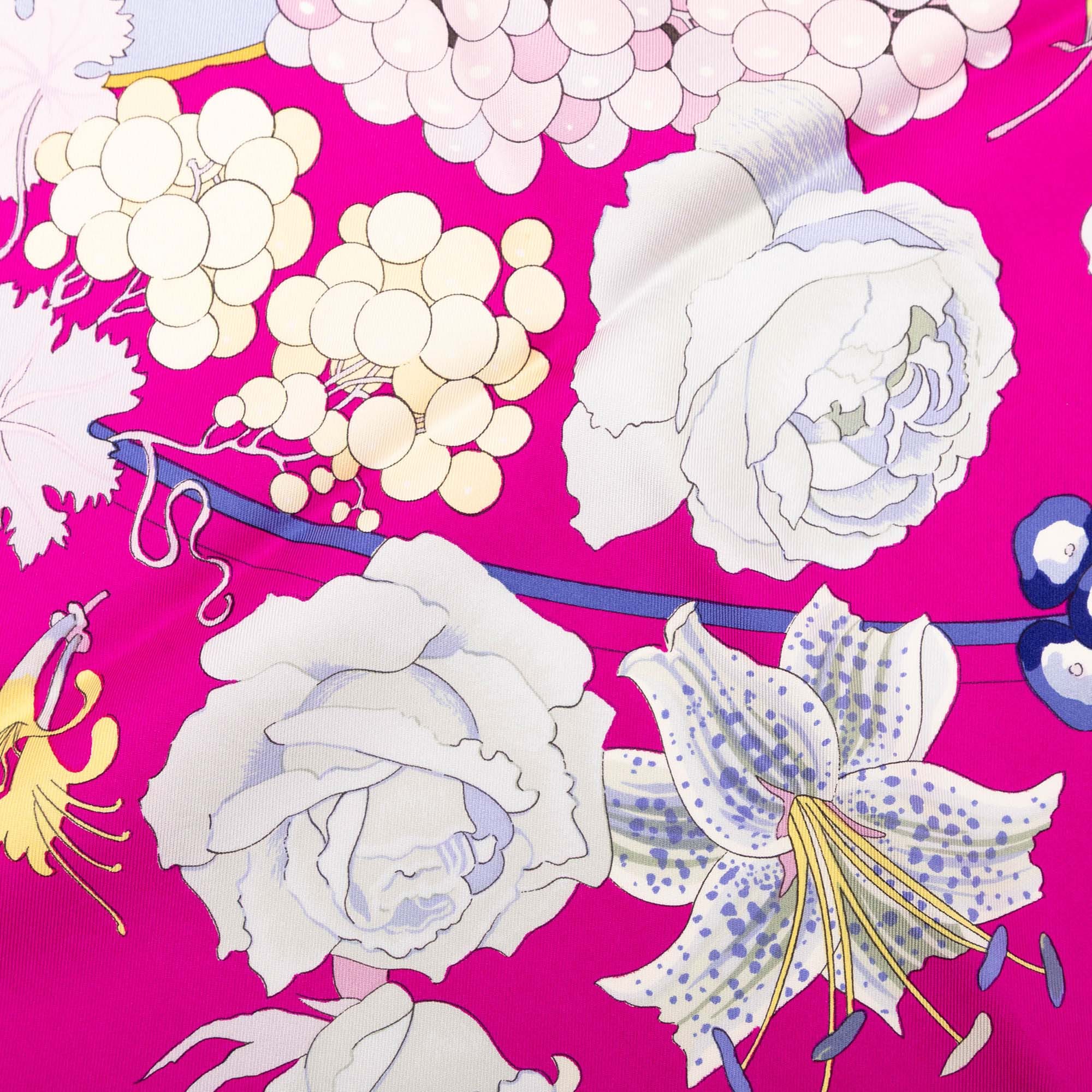 Hermès Fleurs et Raisins Silk Scarf 90