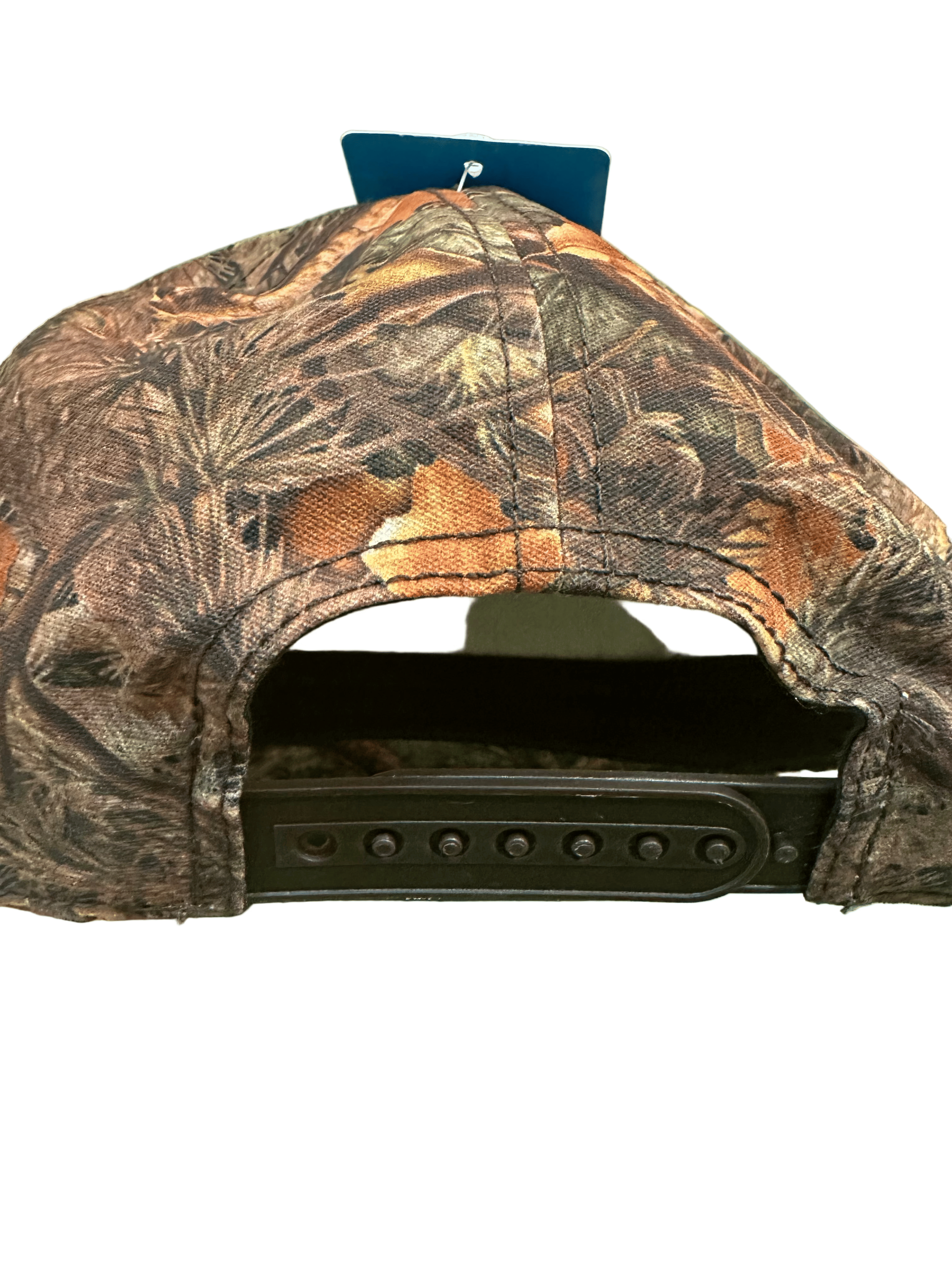 Sneaker Farm 4x4 Chevrolet Truck Cap