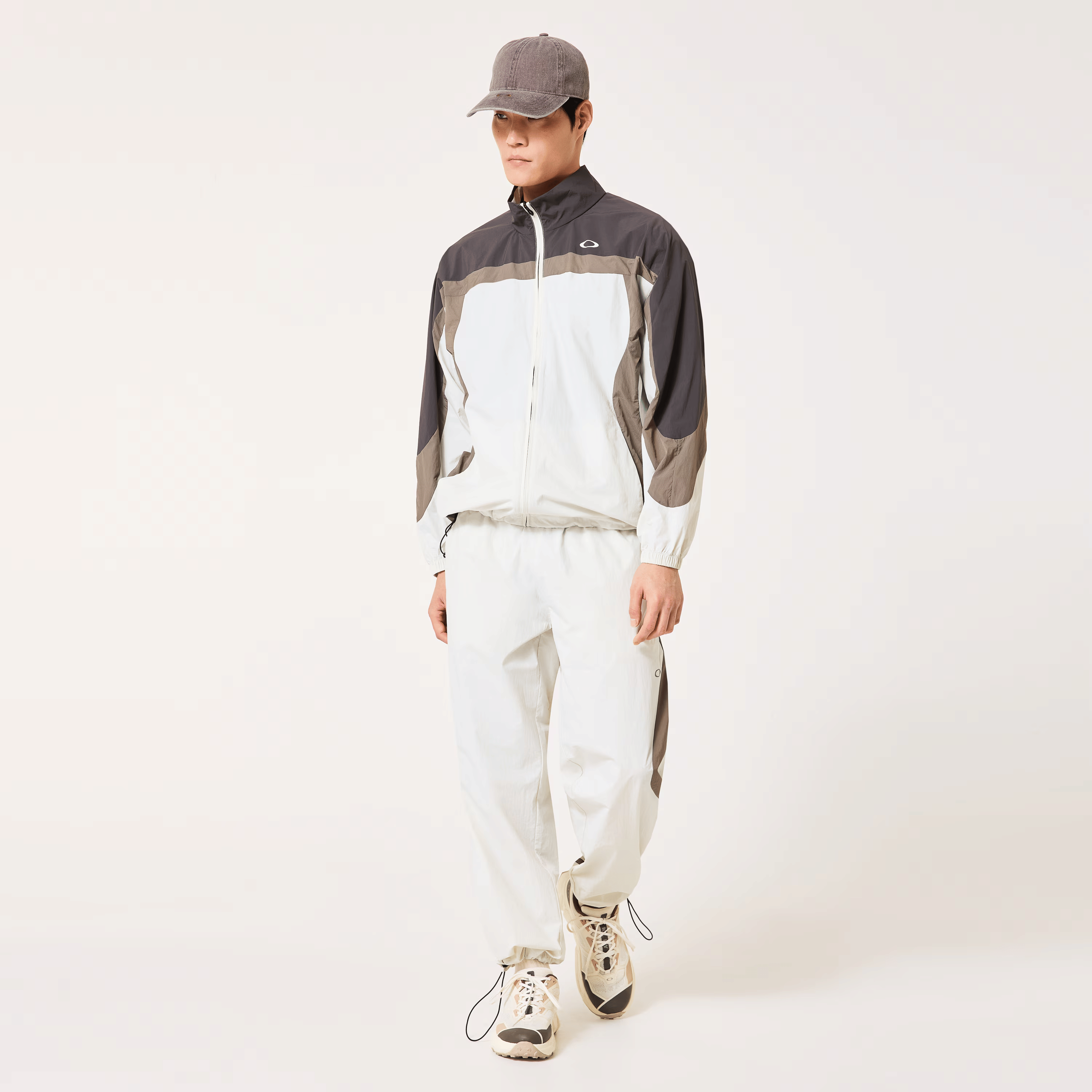 Oakley Mens New Retro Wind Jacket