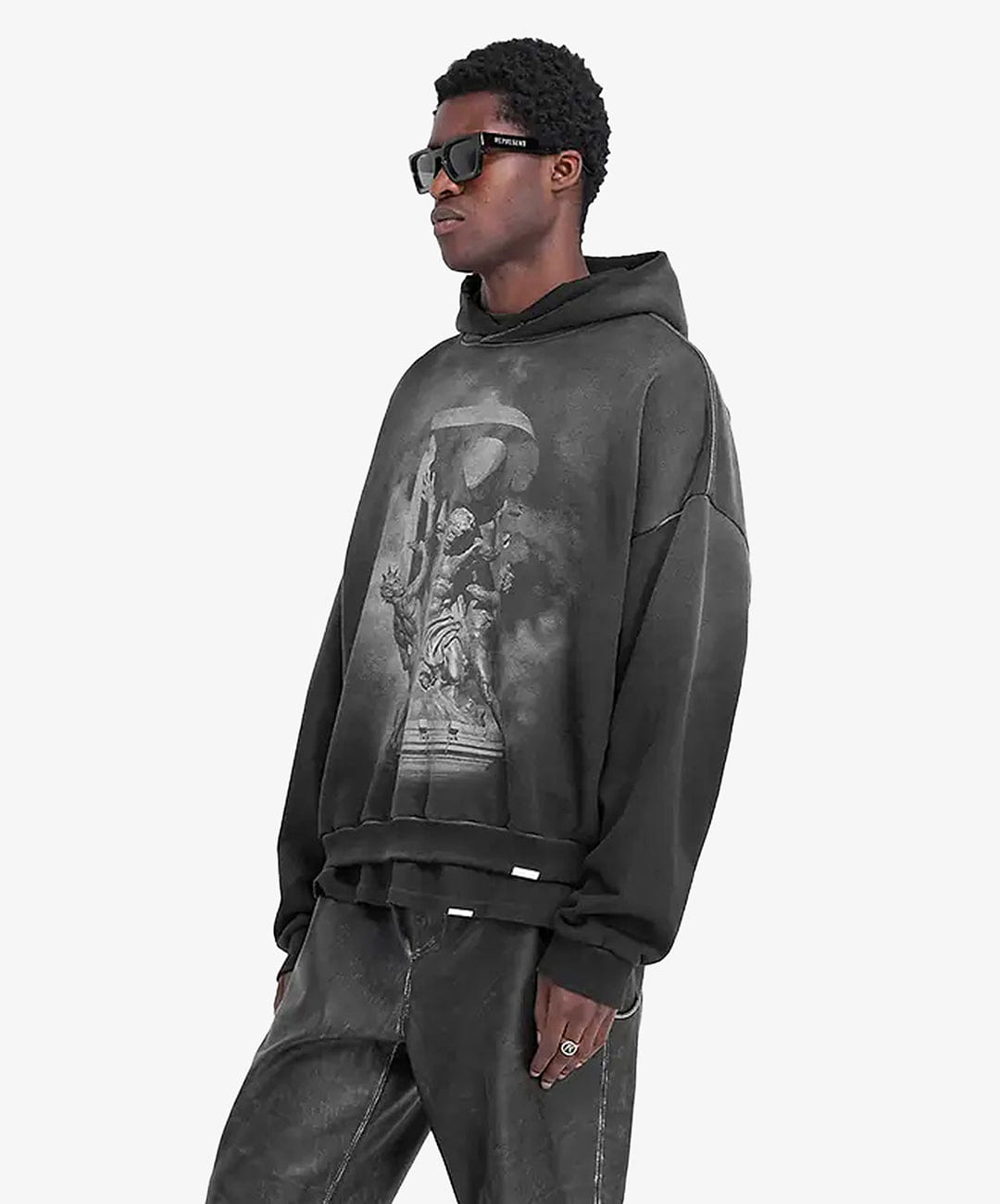 Represent | ATLAS HOODIE { STAINED BLACK