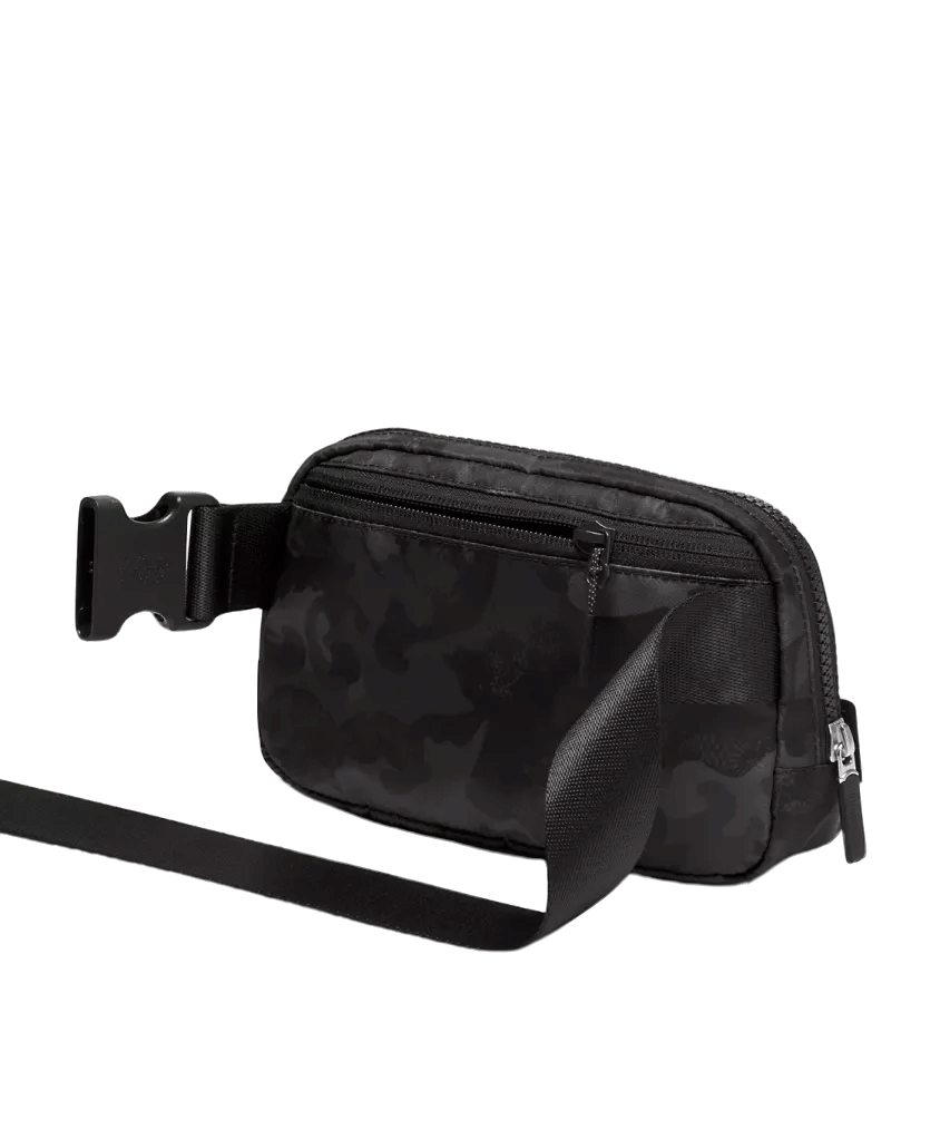 Lululemon Everywhere Belt Bag 1 l Hidden Heritage Lace Black Multi/Black
