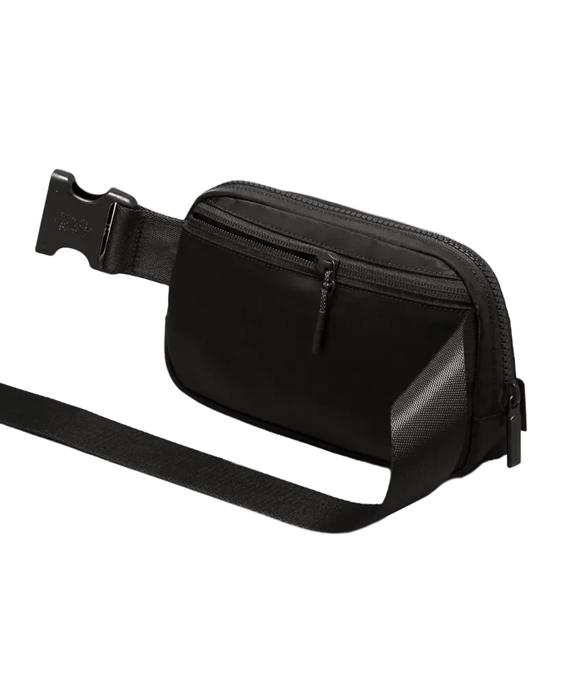 Lululemon Everywhere Belt Bag 1 l Black