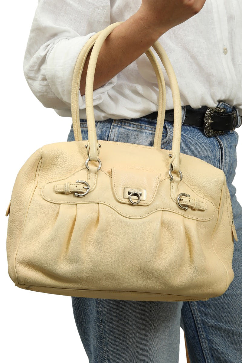 Salvatore Ferragamo Cream Leather Shoulder Bag