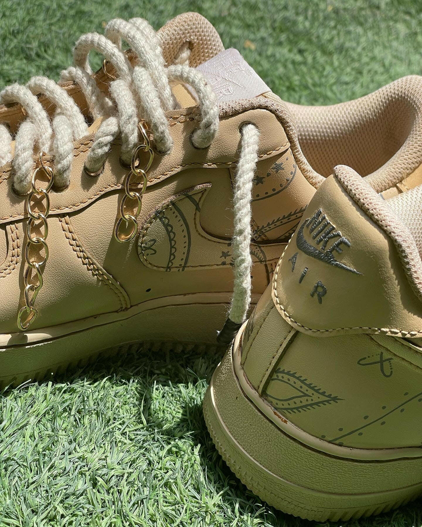 Mdcustoms COFFEE AF1 (Bandana)