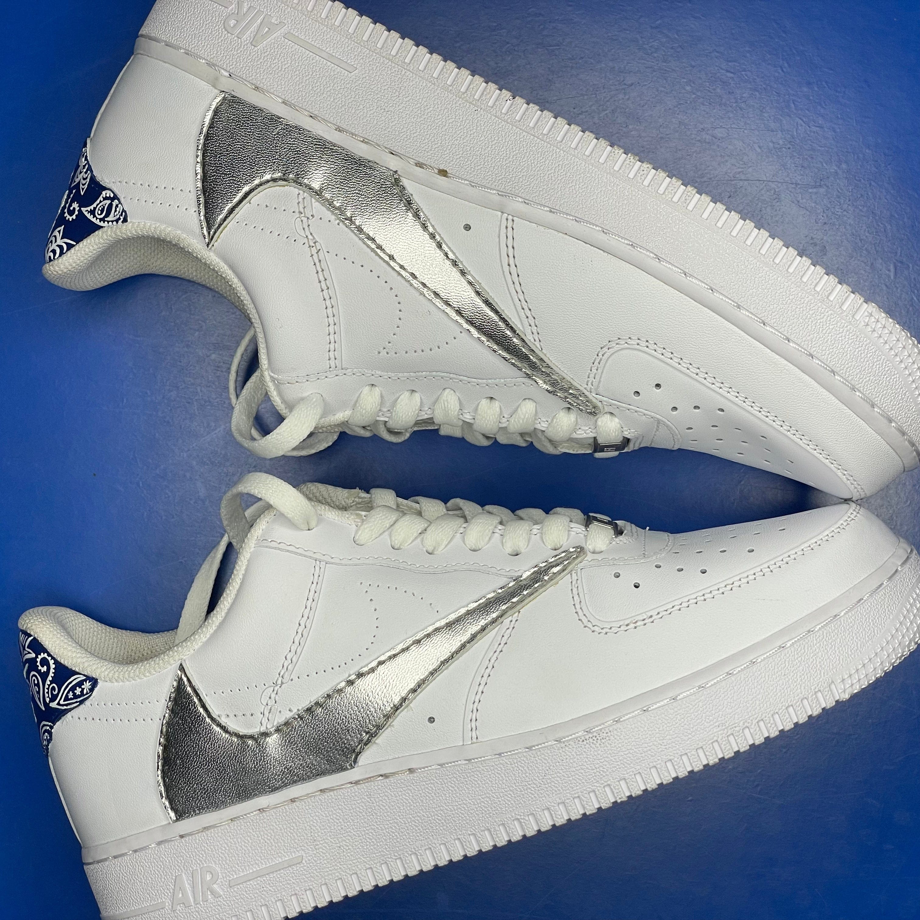 Mdcustoms SILVER REVERSE SWOOSH AF1