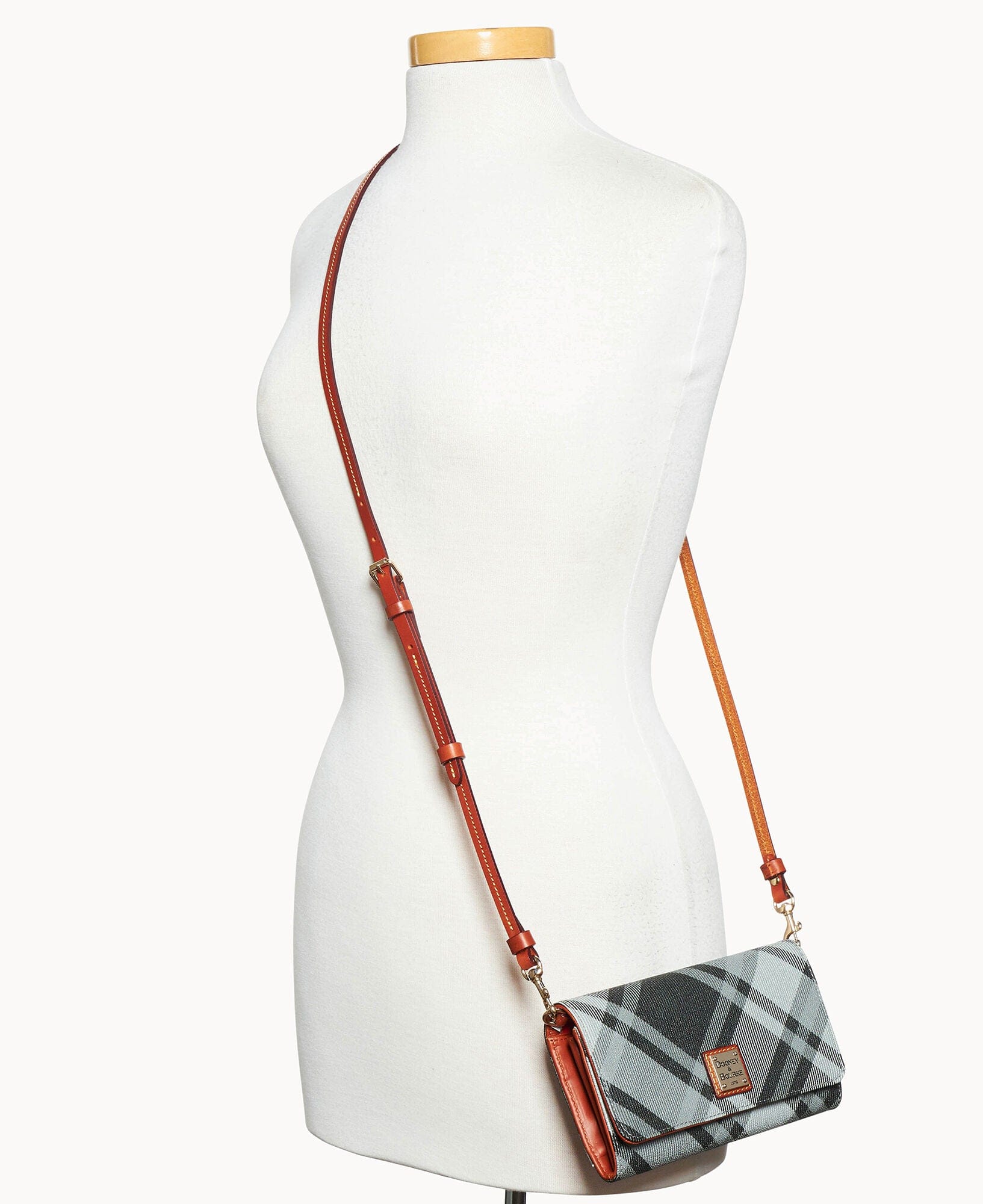 Dooney & Bourke Sutherland Daphne Crossbody Wallet