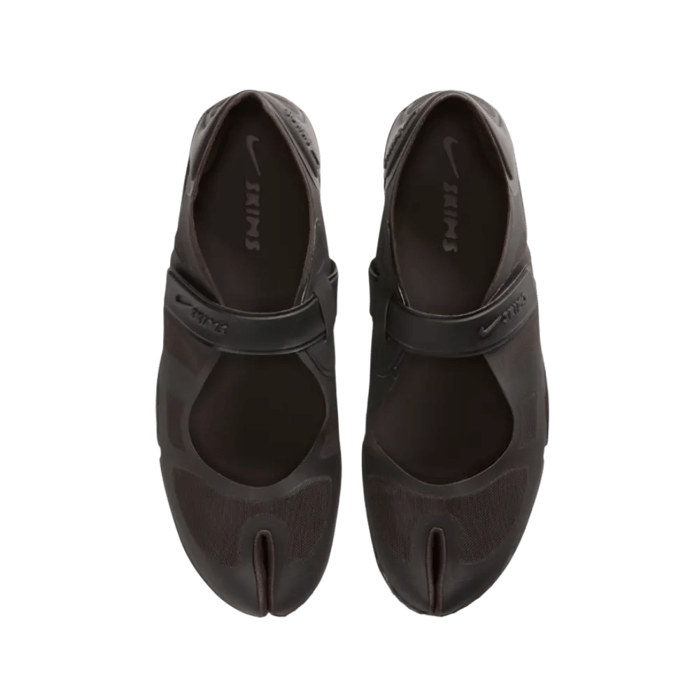 Velvet NikeSKIMS Air Rift Velvet Brown