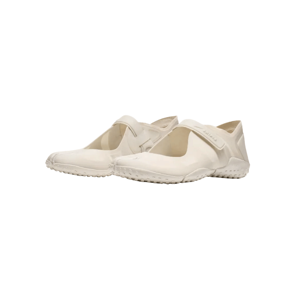 Air NikeSKIMS Air Rift Light Bone