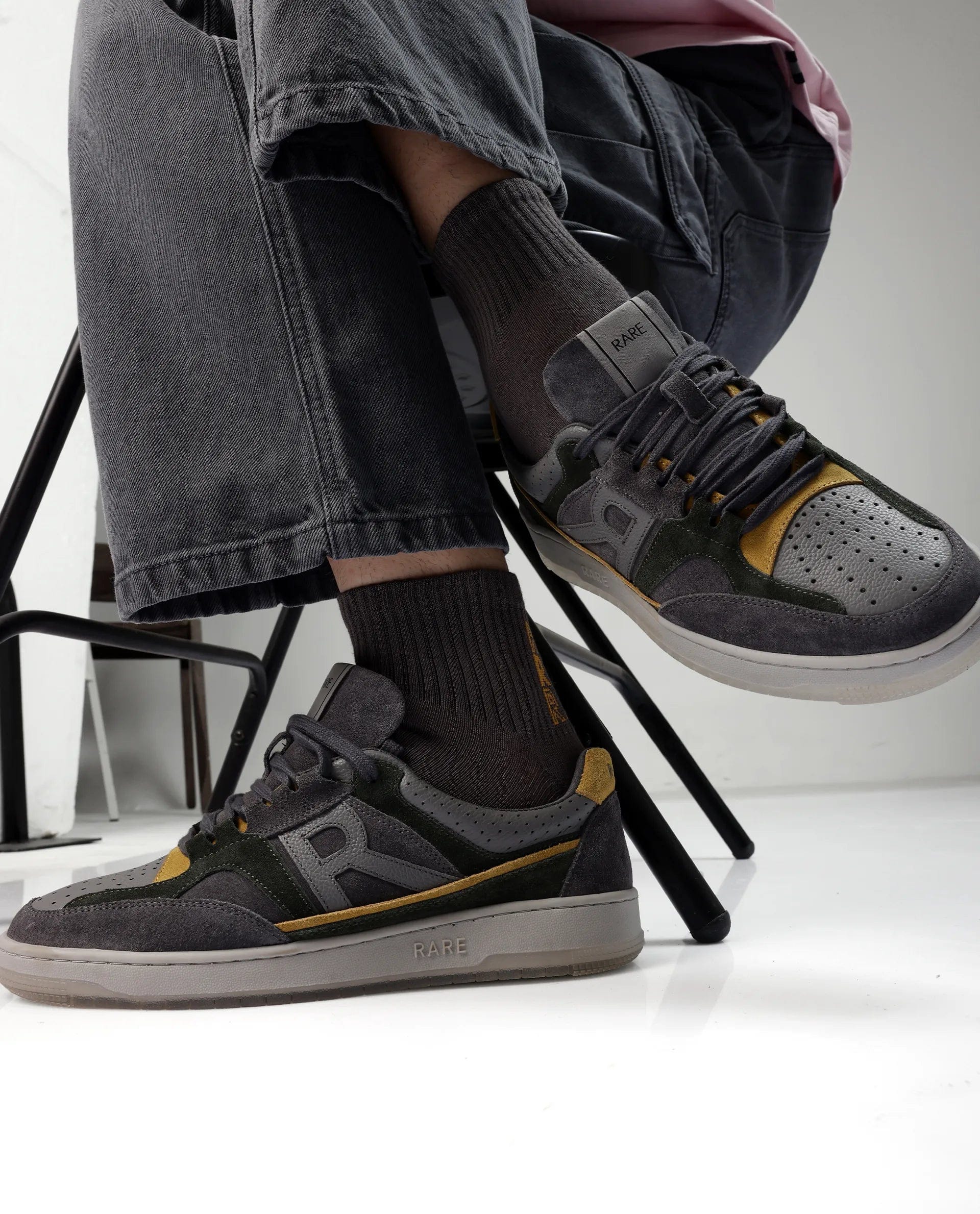 RAREZ Rare Rabbit Men Voyage Dark Grey Lace - Up Closure Sneaker