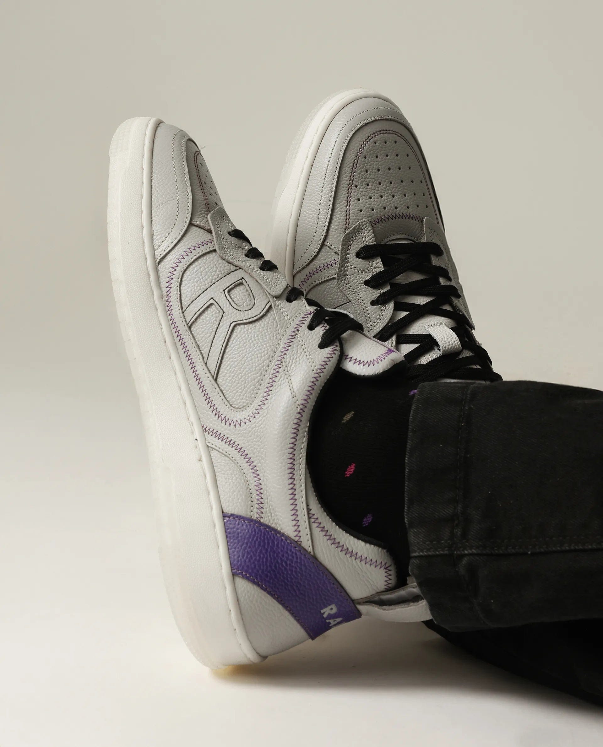 RAREZ Rare Rabbit Men Zion Cement Lace - Up Closure Sneaker