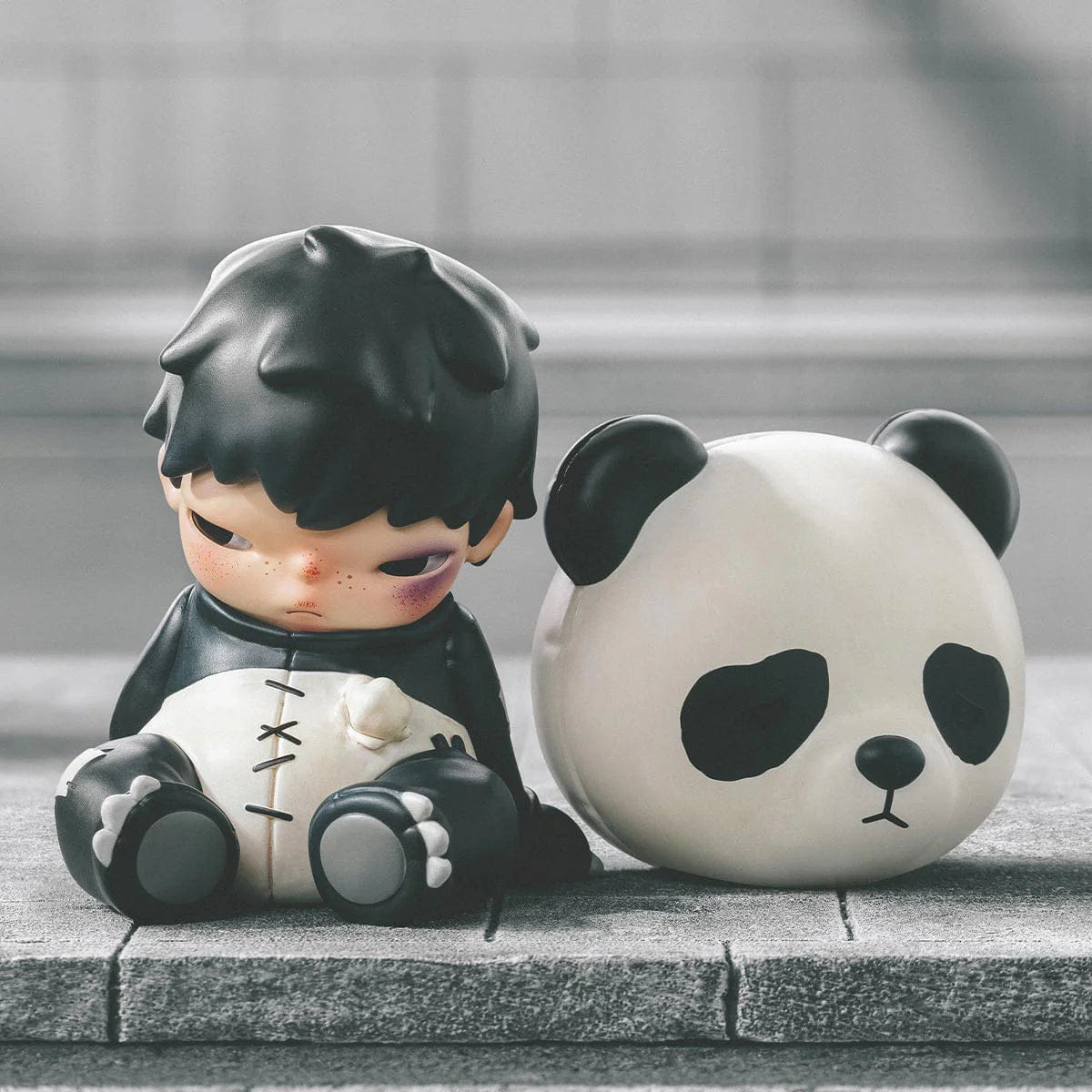 POP MART Hirono Doll Panda 100% Figurine