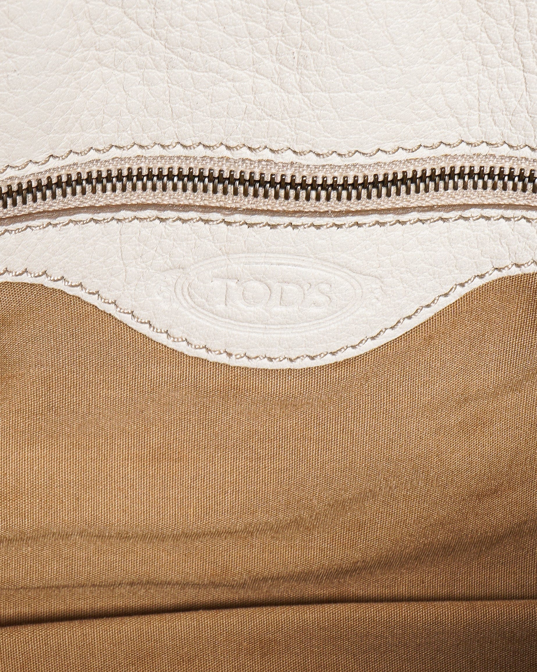 Tod's white leather shoulder bag