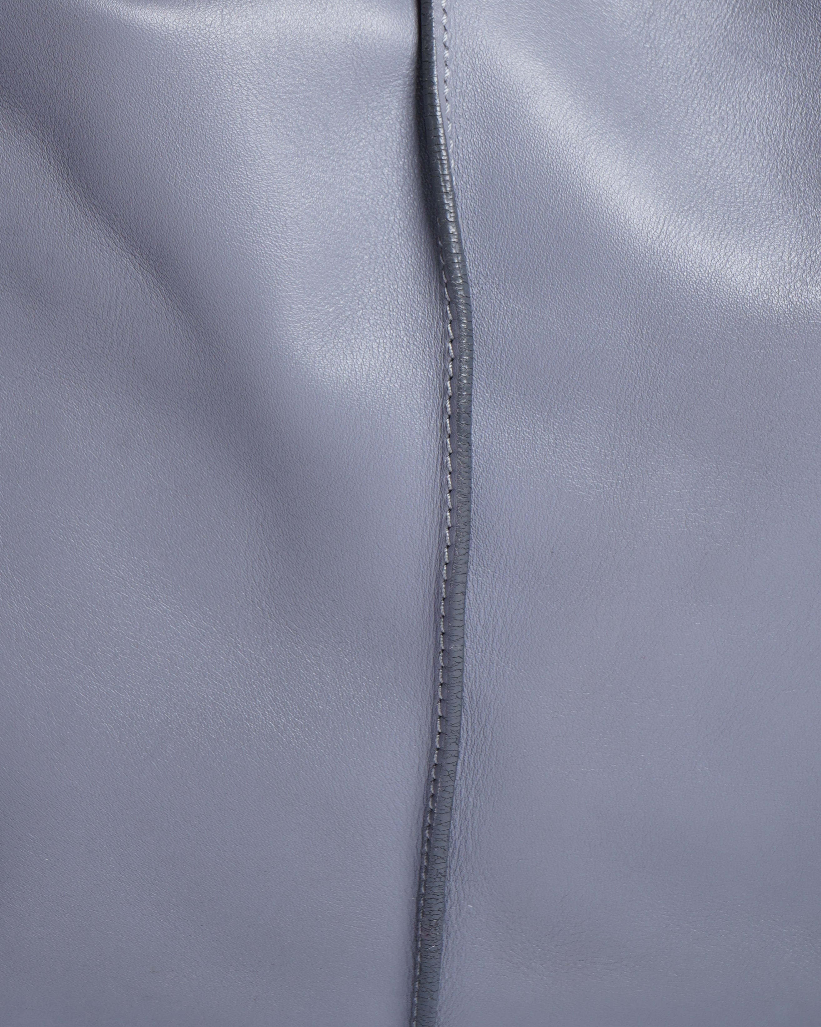 Tod's Grey Shoulder Bags