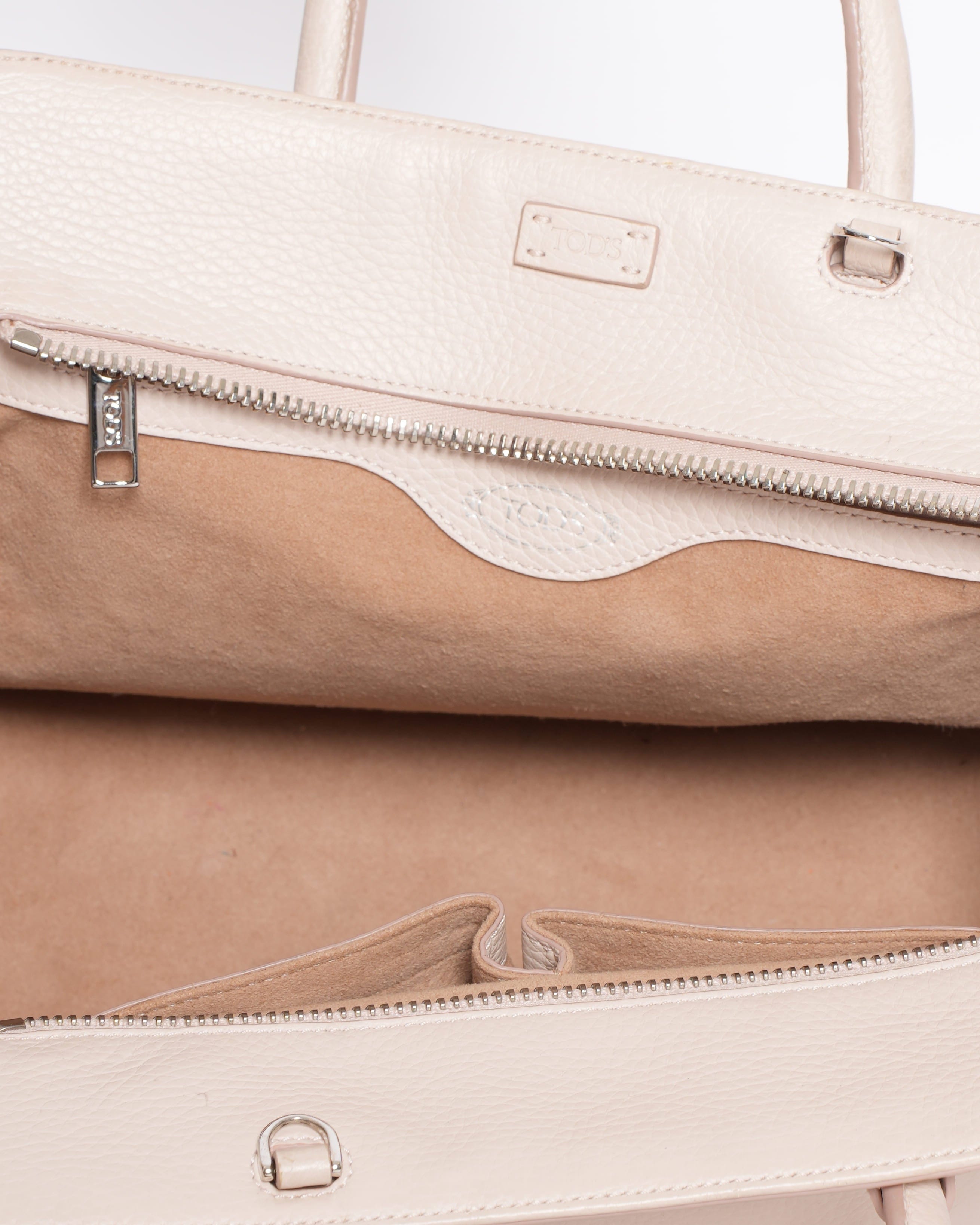 Tod’s Double T Leather Shoulder Bag