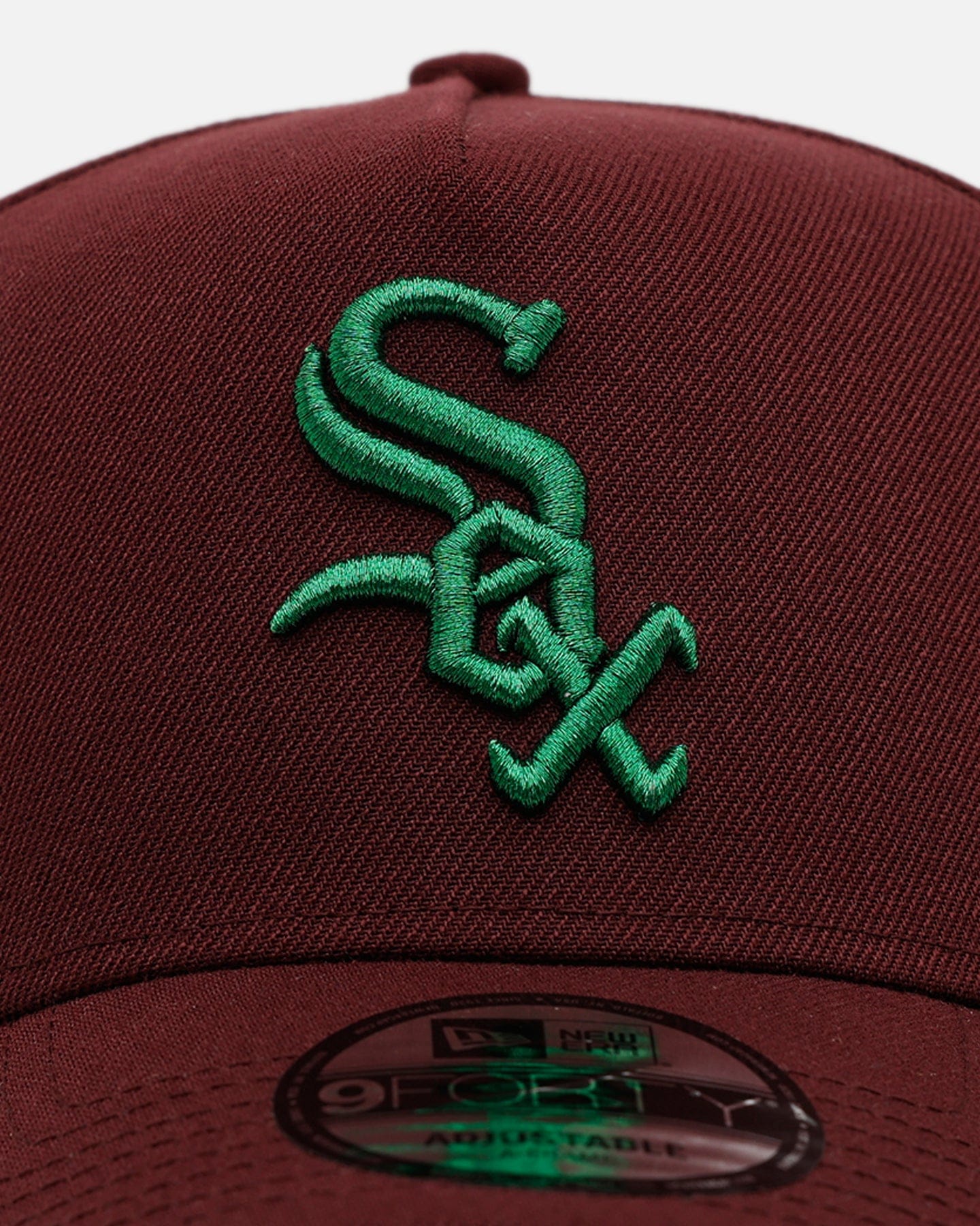 New Era Chicago White Sox Frosted Burgundy 9FORTY A - Frame Snapback Burgundy