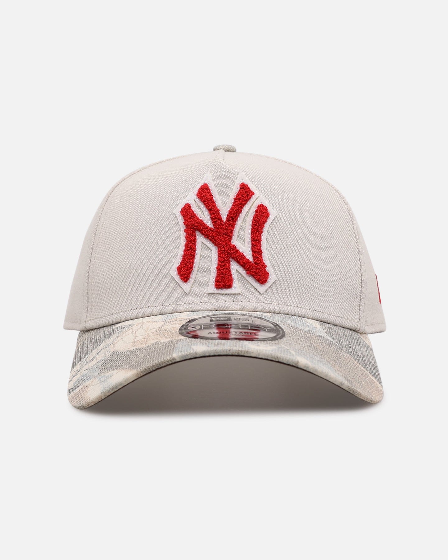 New Era New York Yankees Chenille Camo 9FORTY A - Frame Snapback Camo