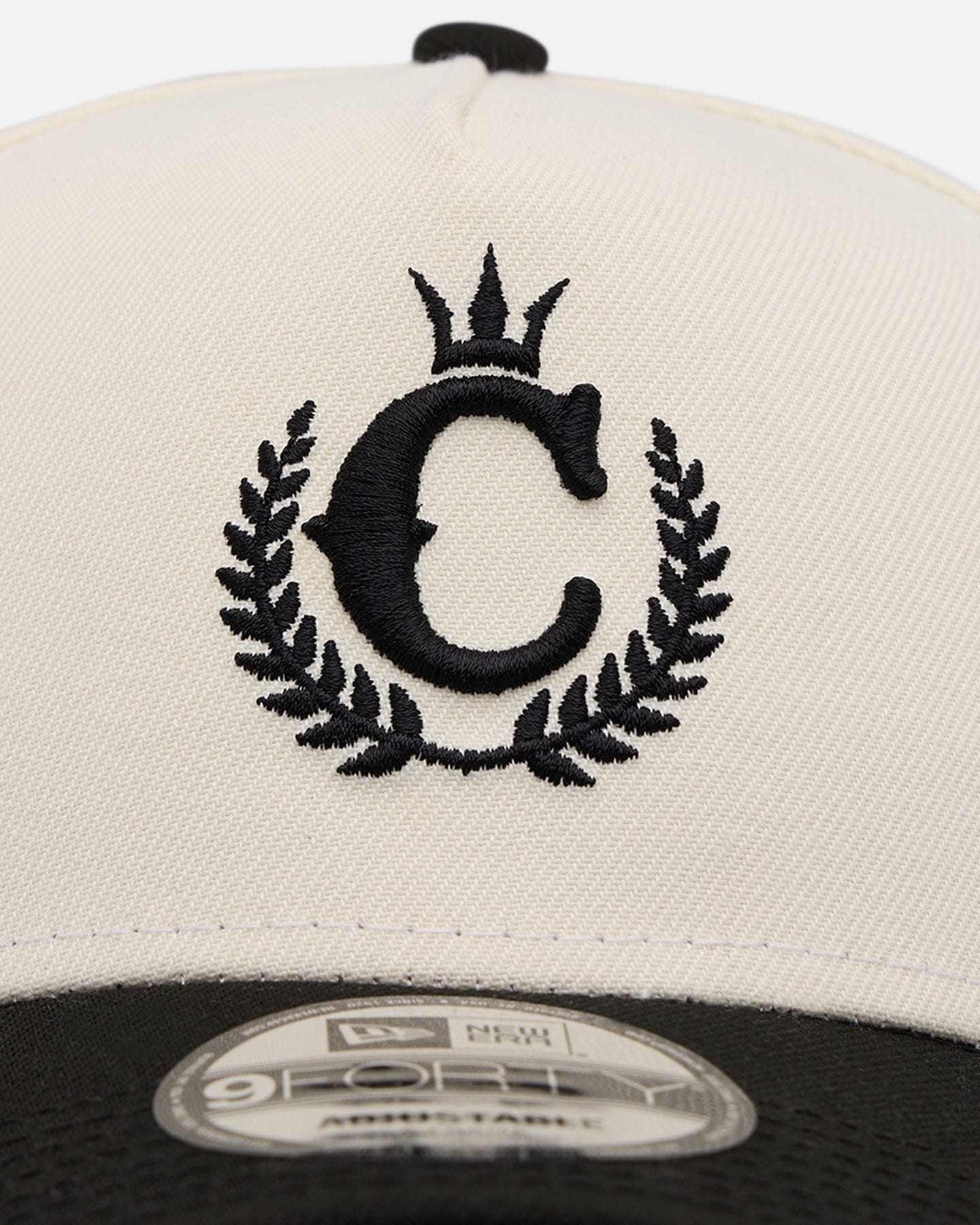 New Era x Culture Kings 9FORTY A - Frame Snapback Chrome/Black
