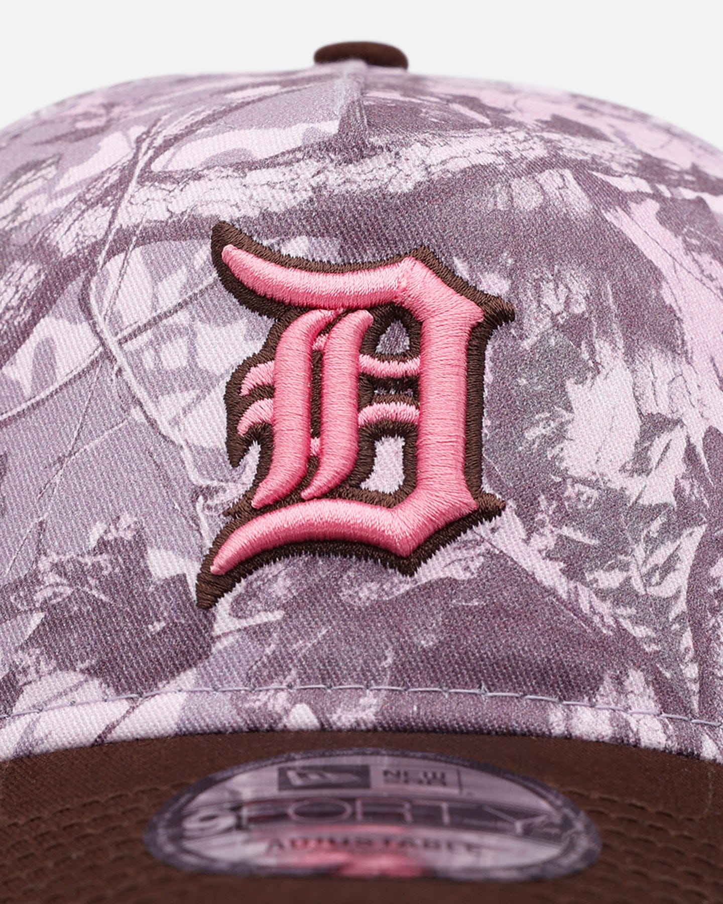 New Era Detroit Tigers Pink Tree Camo 9FORTY A - Frame Snapback Pink