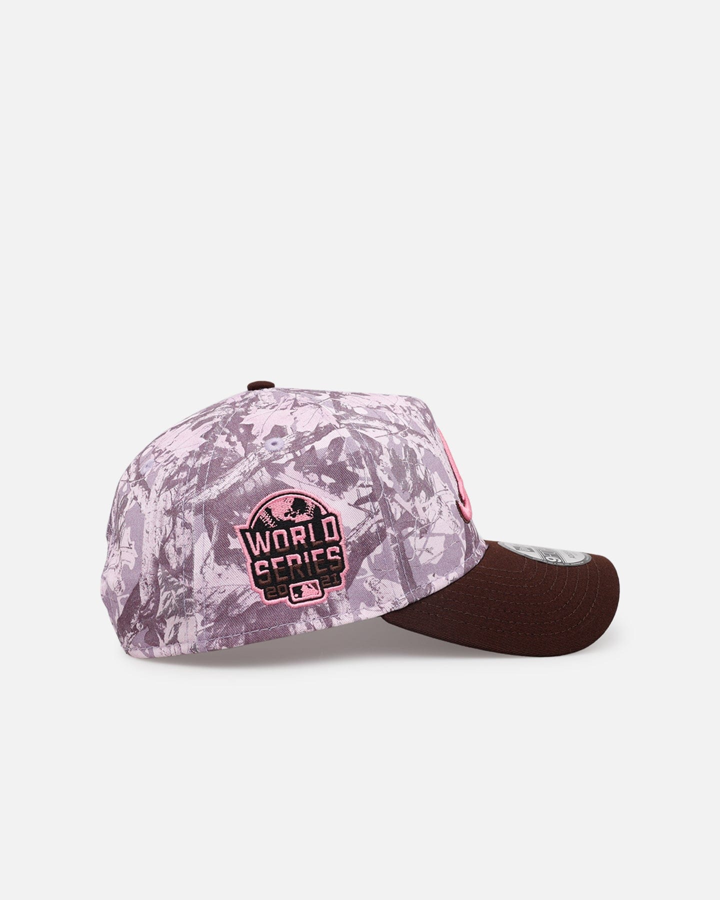 New Era Atlanta Braves Pink Tree Camo 9FORTY A - Frame Snapback Pink