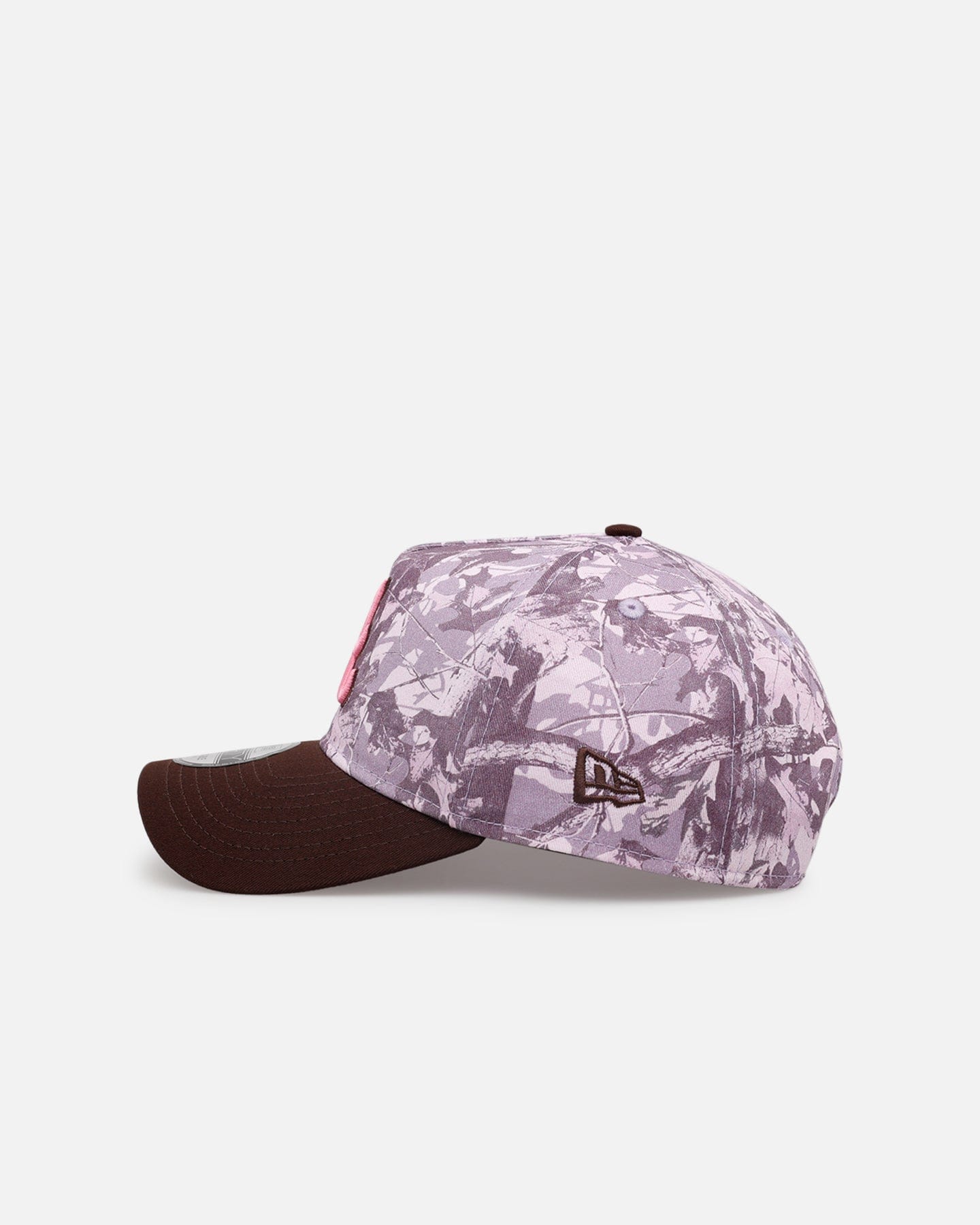 New Era Atlanta Braves Pink Tree Camo 9FORTY A - Frame Snapback Pink