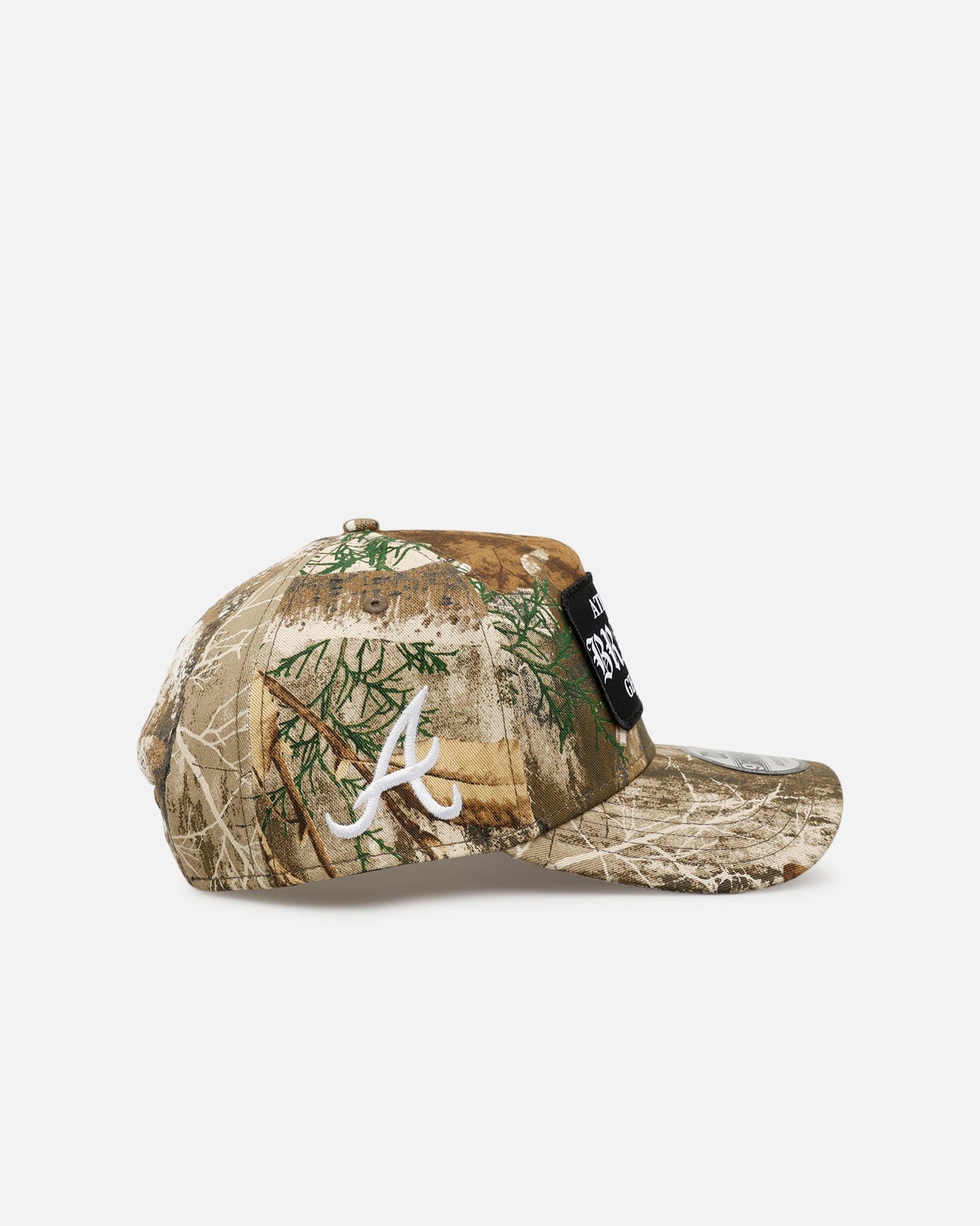 New Era Atlanta Braves Gothic Patch 9FORTY A - Frame Snapback Camo