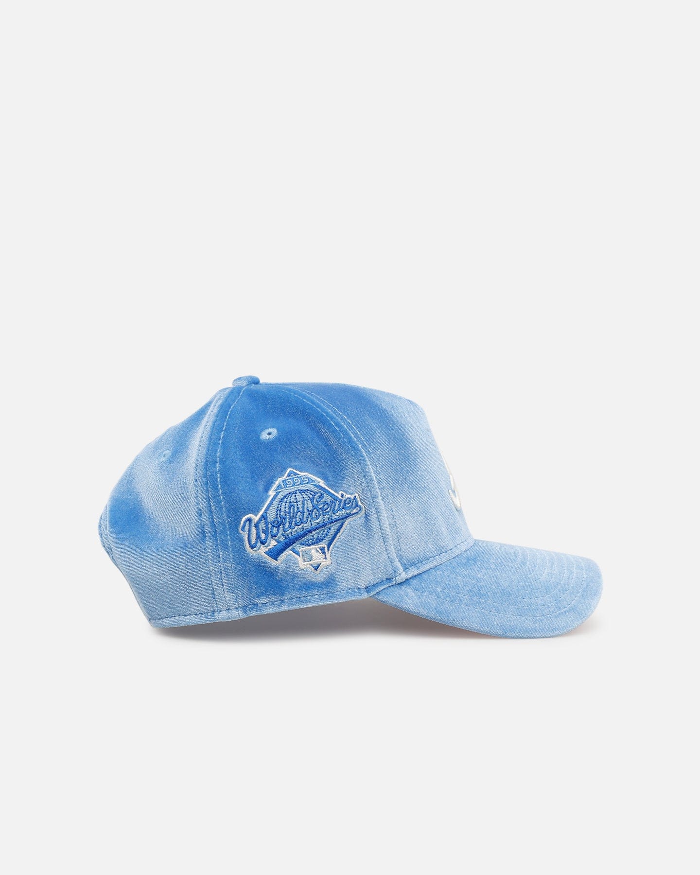 New Era Atlanta Braves Sky Velvet 9FORTY A - Frame Snapback Sky Blue