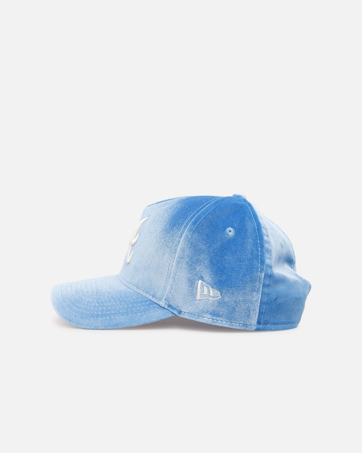 New Era Atlanta Braves Sky Velvet 9FORTY A - Frame Snapback Sky Blue