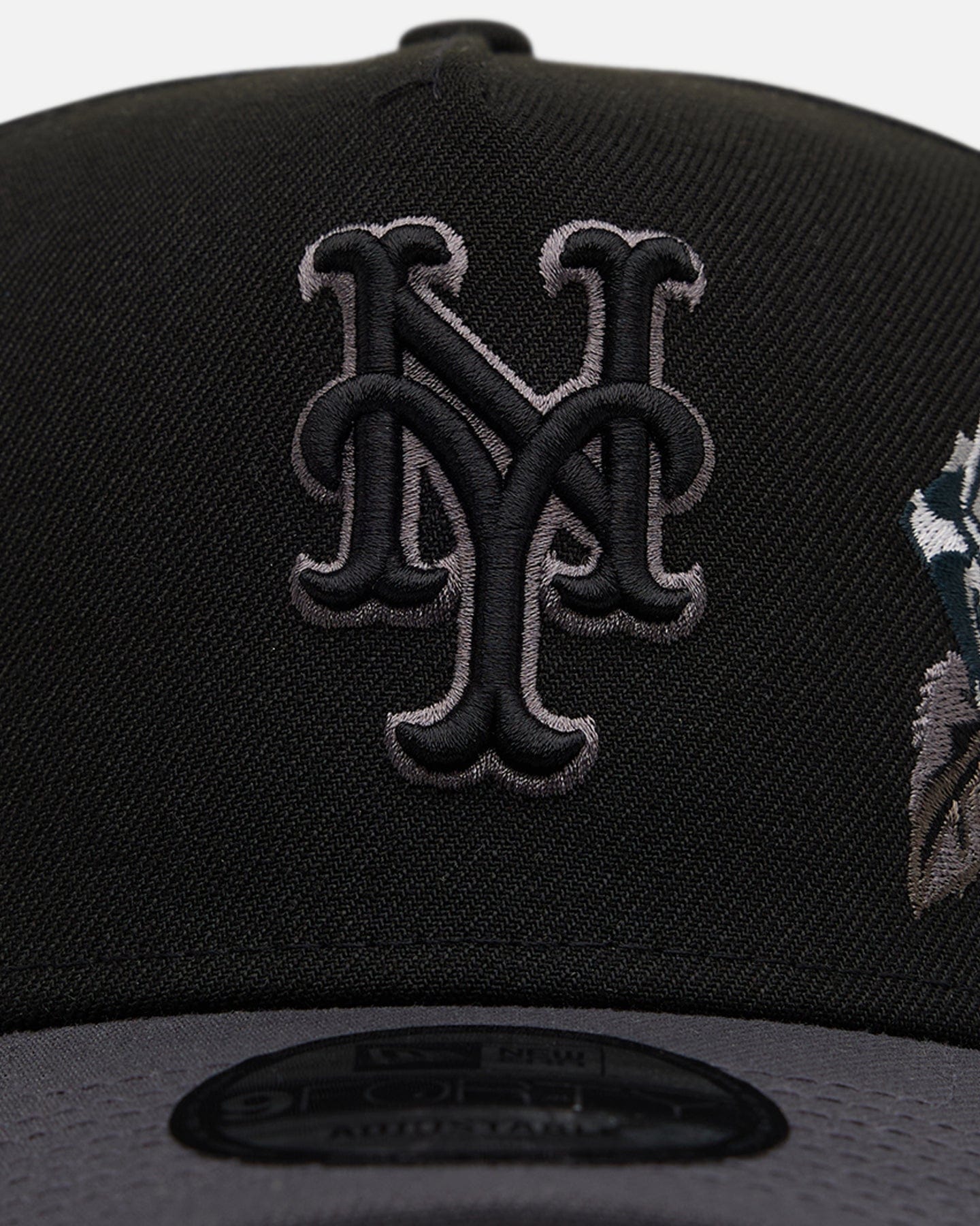 New Era New York Mets Stealth Roses 9FORTY A - Frame Snapback Black