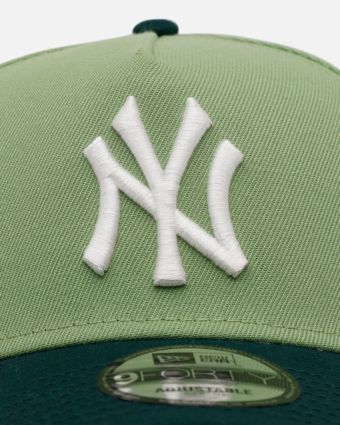 New Era New York Yankees Matcha 9FORTY A - Frame Snapback Matcha