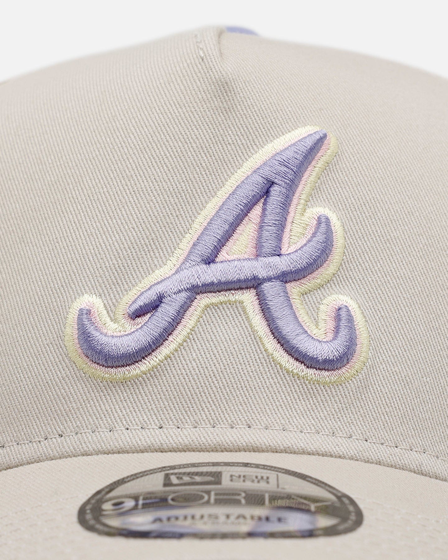 New Era Atlanta Braves Pastel 2.0 9FORTY A - Frame Snapback Stone