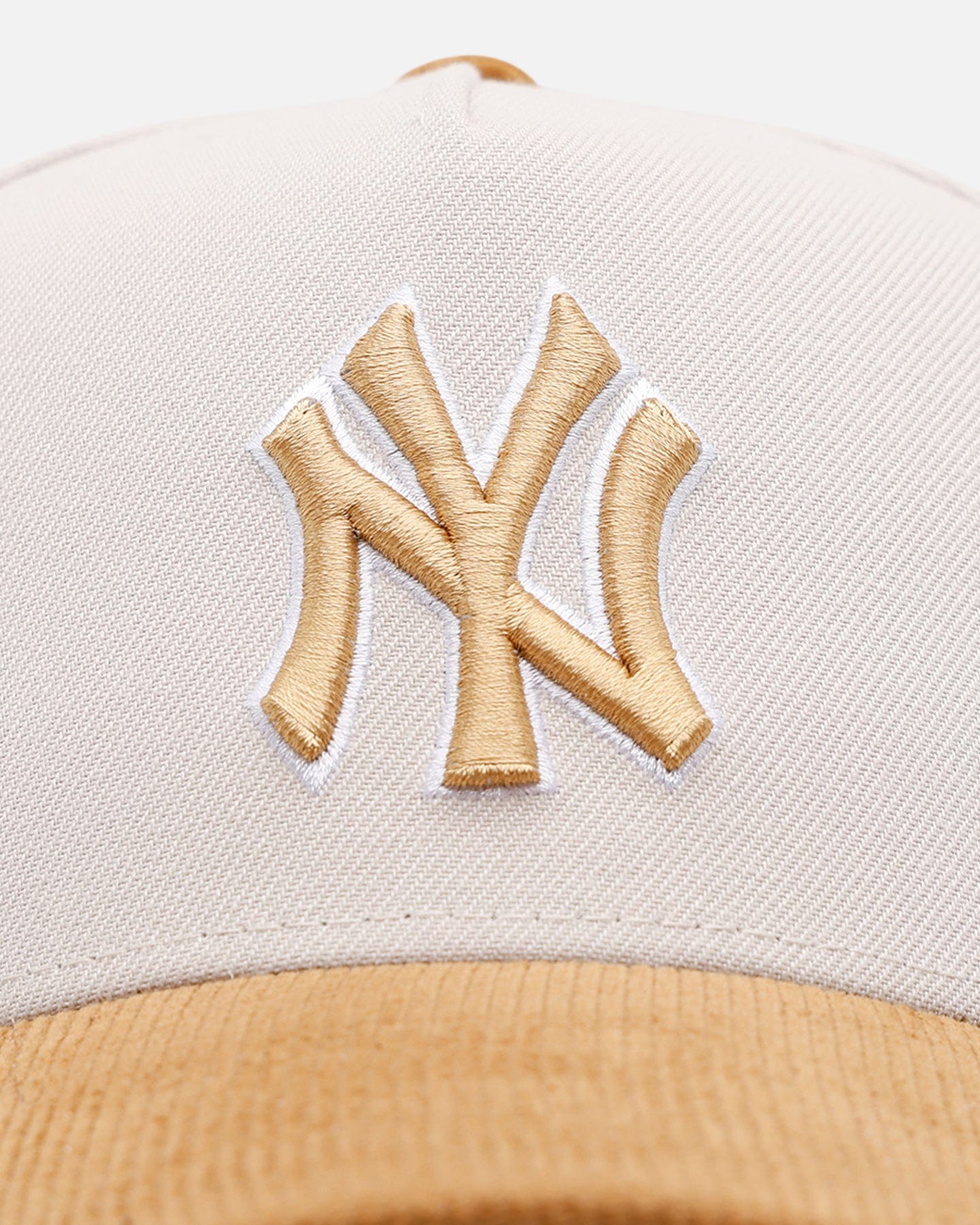 New Era New York Yankees Honey Pot 9FORTY A - Frame Snapback Stone/Wheat