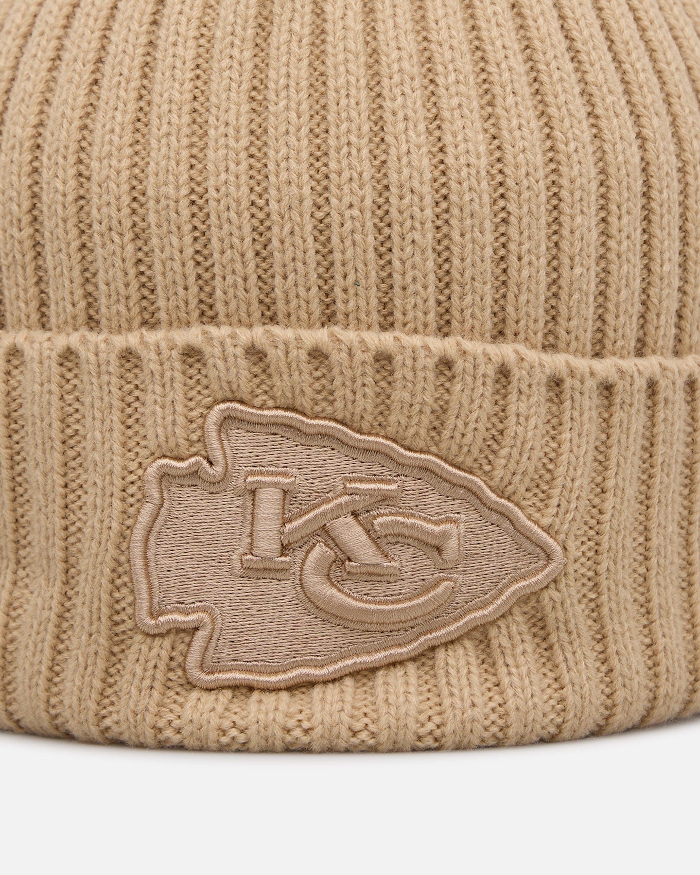 New Era Kansas City Chiefs Color Pack Beanie Tan