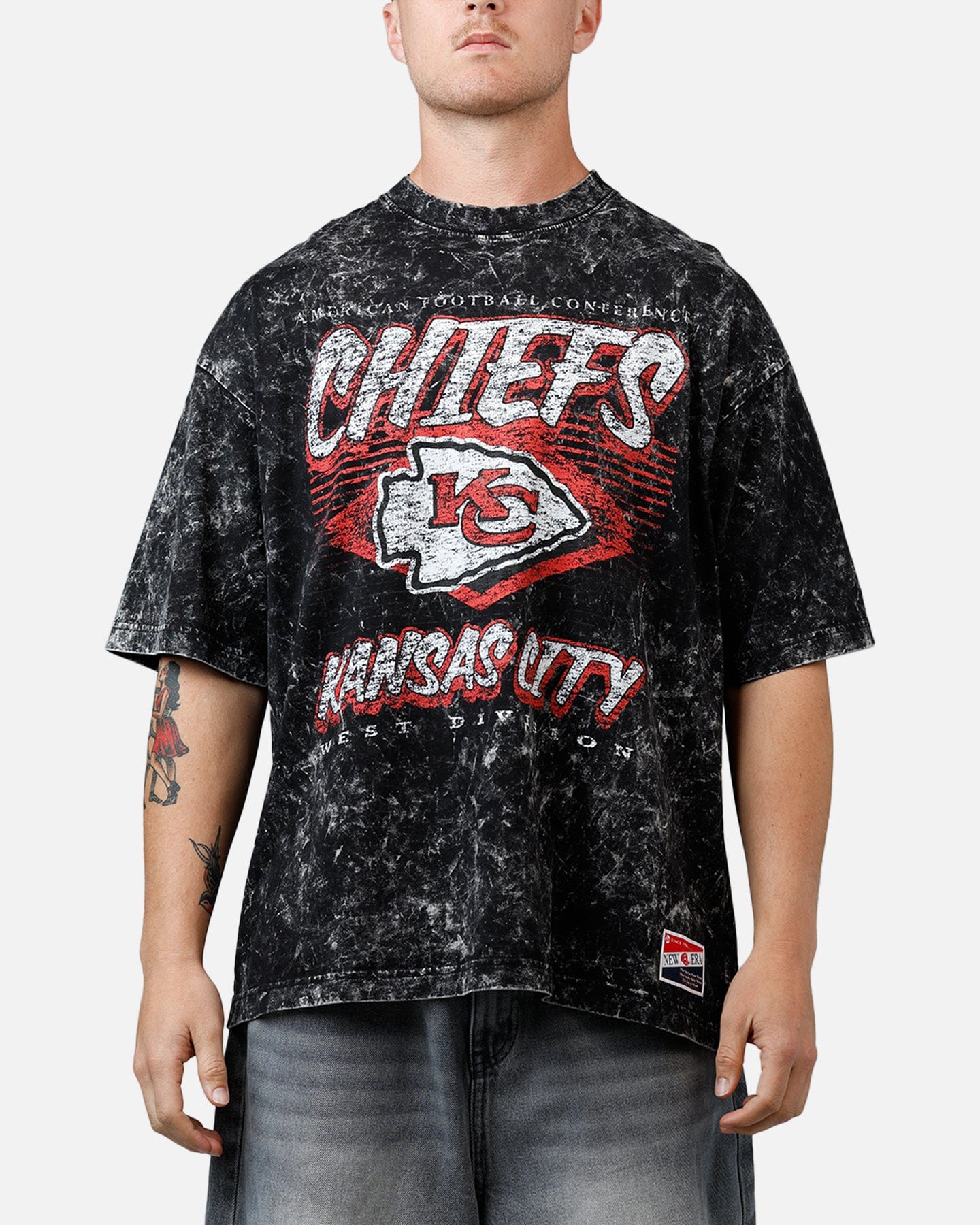 New Era Kansas City Chiefs Boxy Essentials T - Shirt Washed Black