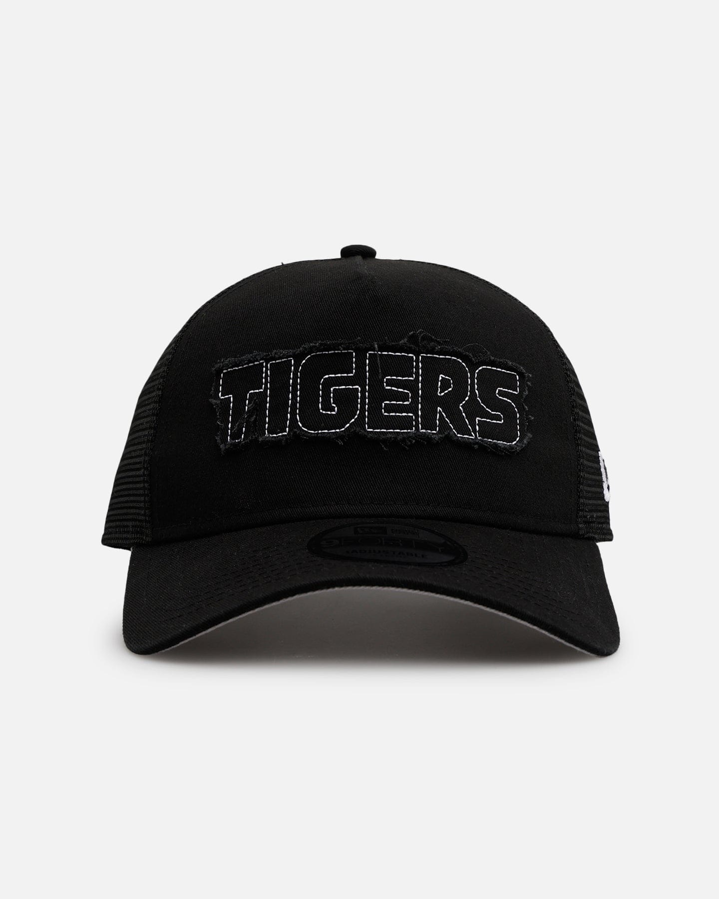 New Era Detroit Tigers Distressed 9FORTY A - Frame Trucker Snapback Black/White
