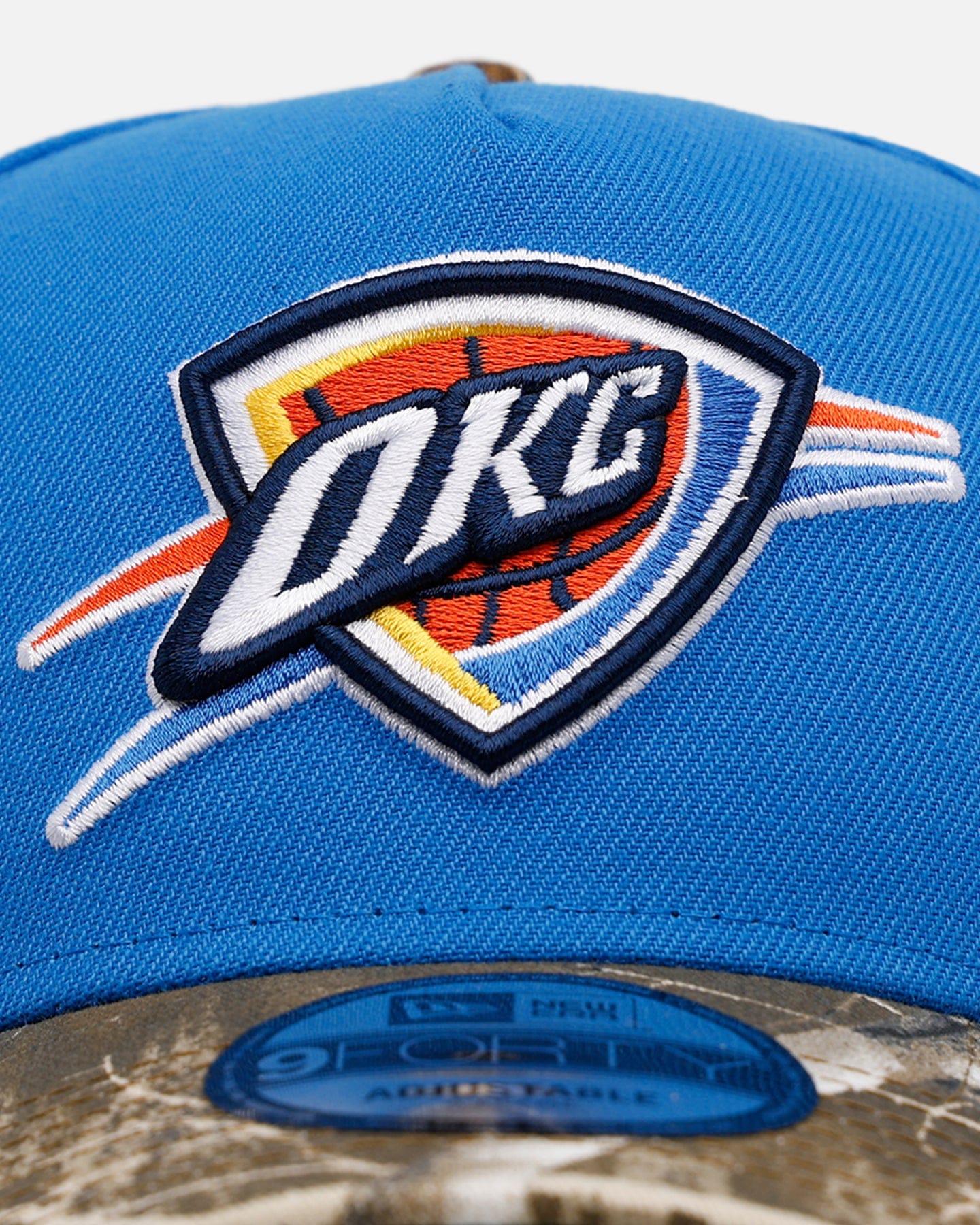 New Era Oklahoma City Thunder Realtree Visor 9FORTY A - Frame Snapback Official Team Color
