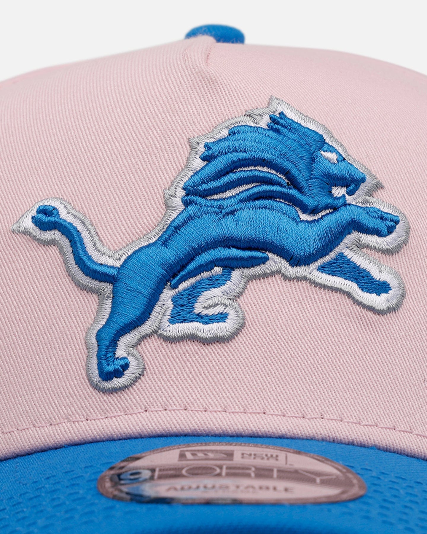 New Era Detroit Lions Pink Crown 9FORTY A - Frame Snapback Pink