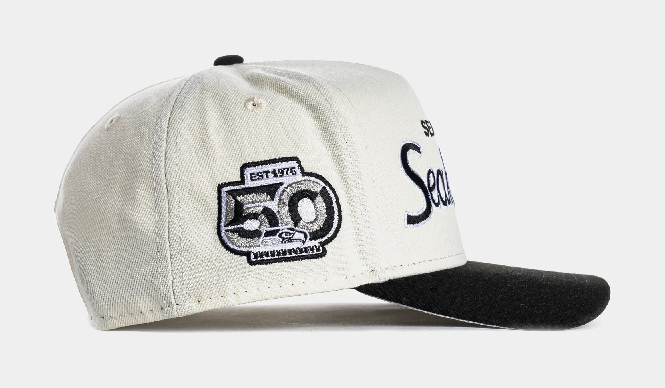 NEW ERA Shoe Palace Exclusive Seattle Seahawks Script 950AF Snapback Mens Hat (Chrome/Black)