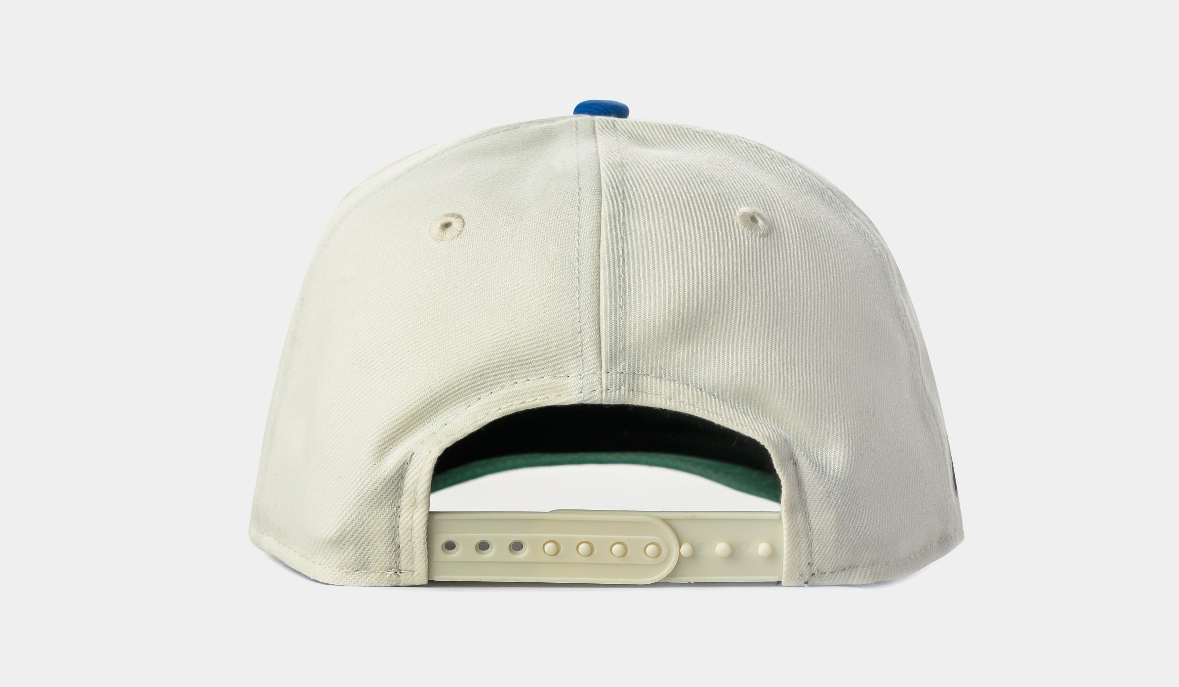 NEW ERA Shoe Palace Exclusive Los Angeles Rams Script 950AF Snapback Mens Hat (Chrome/Blue)