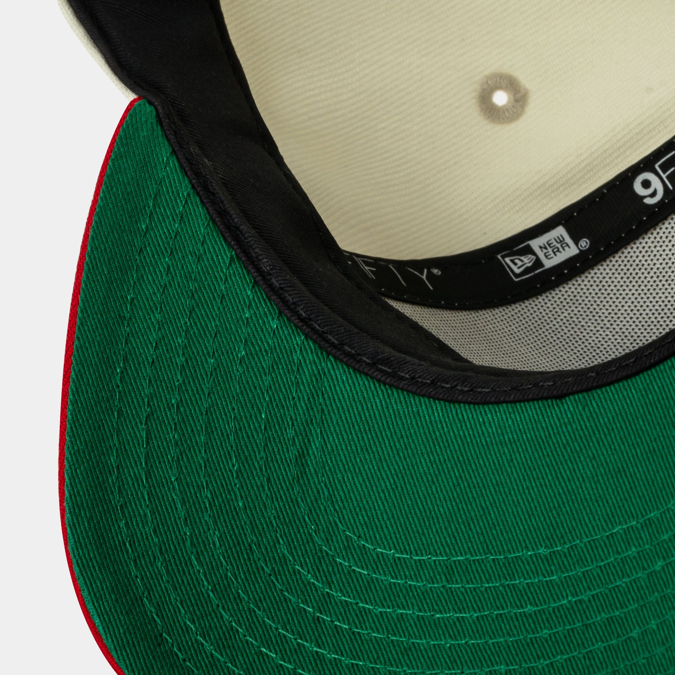 NEW ERA Shoe Palace Exclusive San Francisco 49ers Script 950AF Snapback Mens Hat (Chrome/Red)