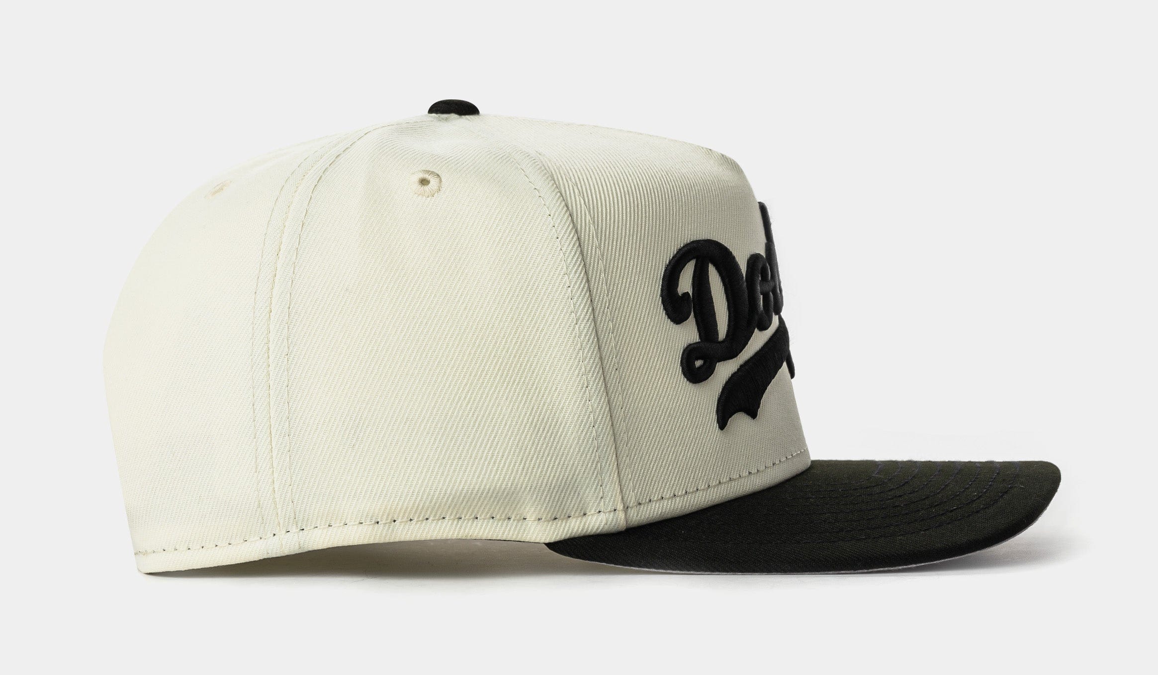 NEW ERA Shoe Palace Exclusive Los Angeles Dodgers Kike 950AF Snapback Mens Hat (Chrome/Black)