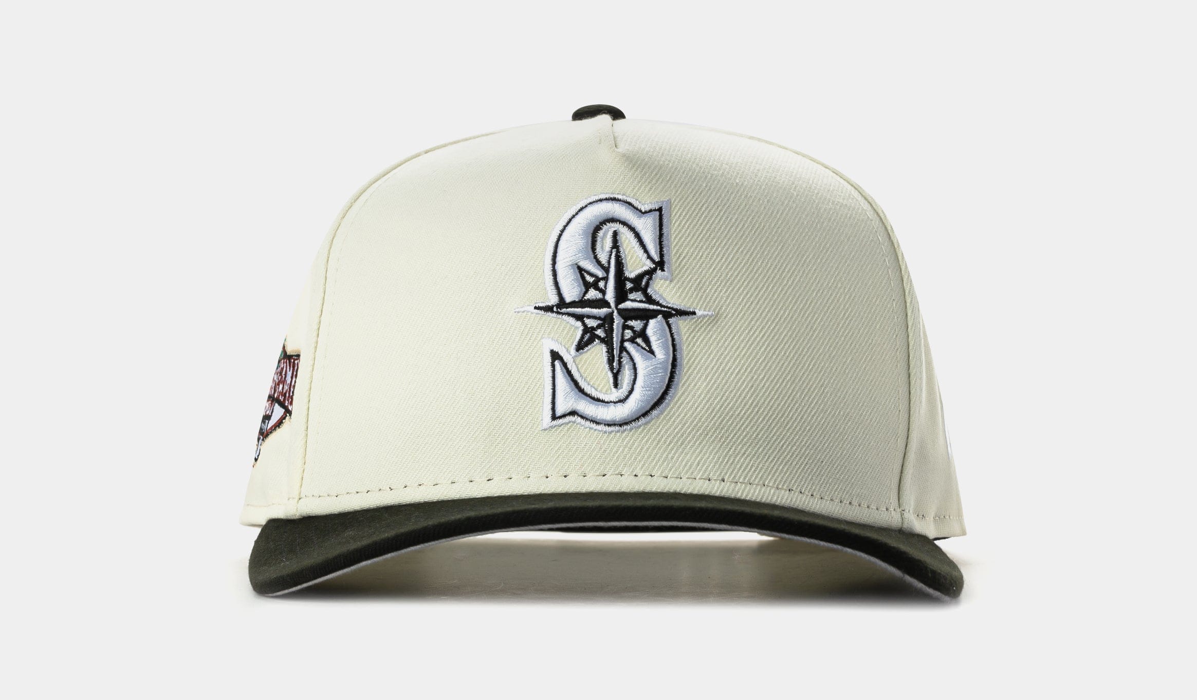 NEW ERA Shoe Palace Exclusive Seattle Mariners 950AF Snapback Mens Hat (Chrome/Black)