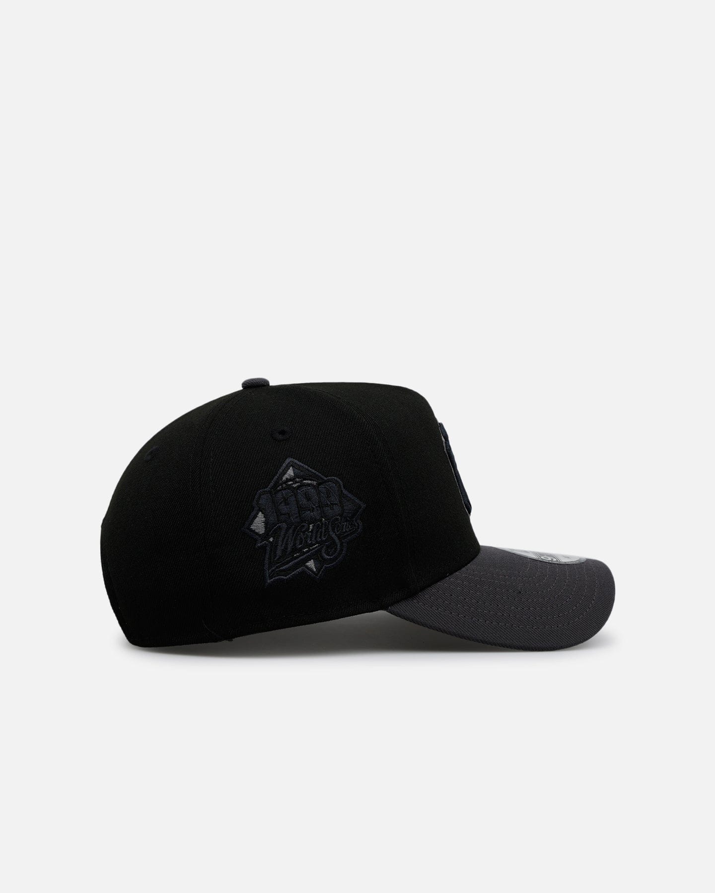 New Era New York Yankees Stealth 9FORTY A - Frame Snapback Black/Charcoal